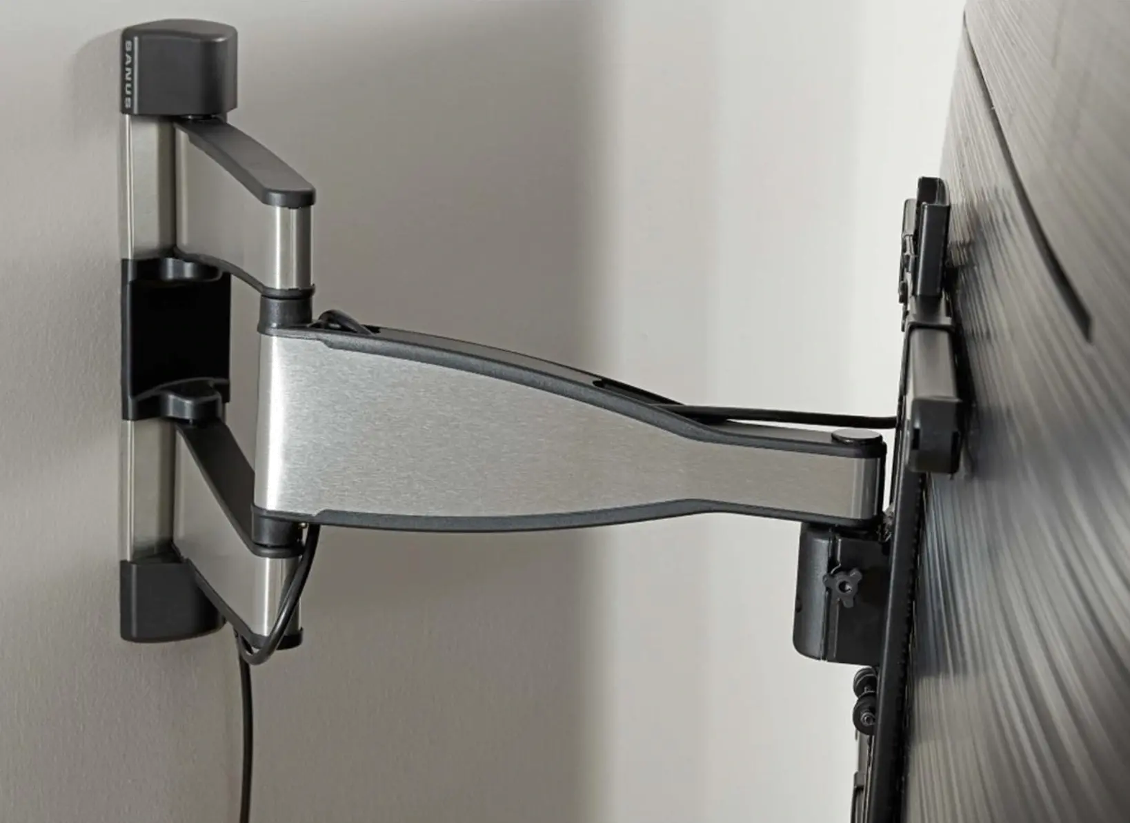 VMF720-B2 Advanced Full-Motion Premium TV Wall Mount - 32  to 55 -5