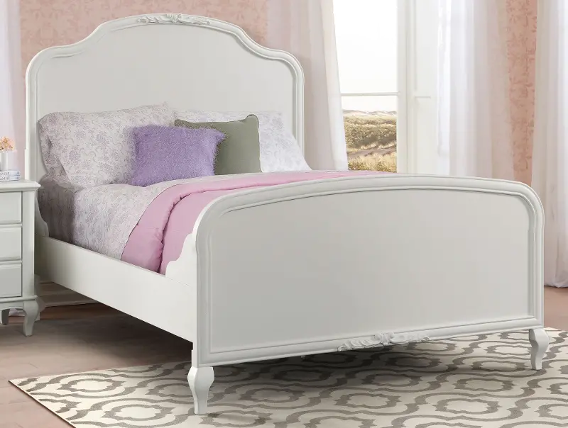 Kelly White Full Bed
