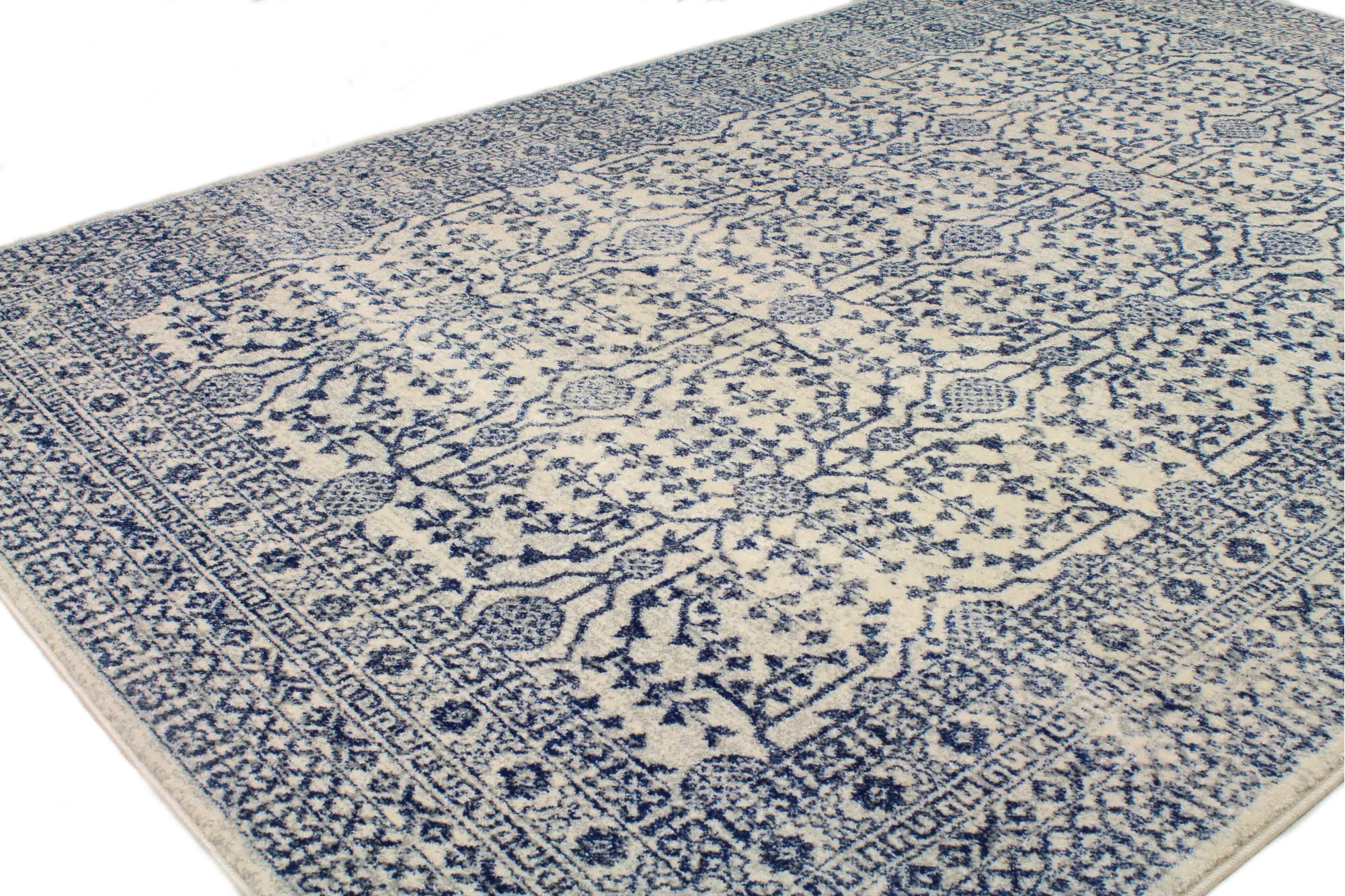 E110-IVBL-5X7.6-5466 Everek 5 x 8 Traditional Noelle Ivory and Blue Rug-3