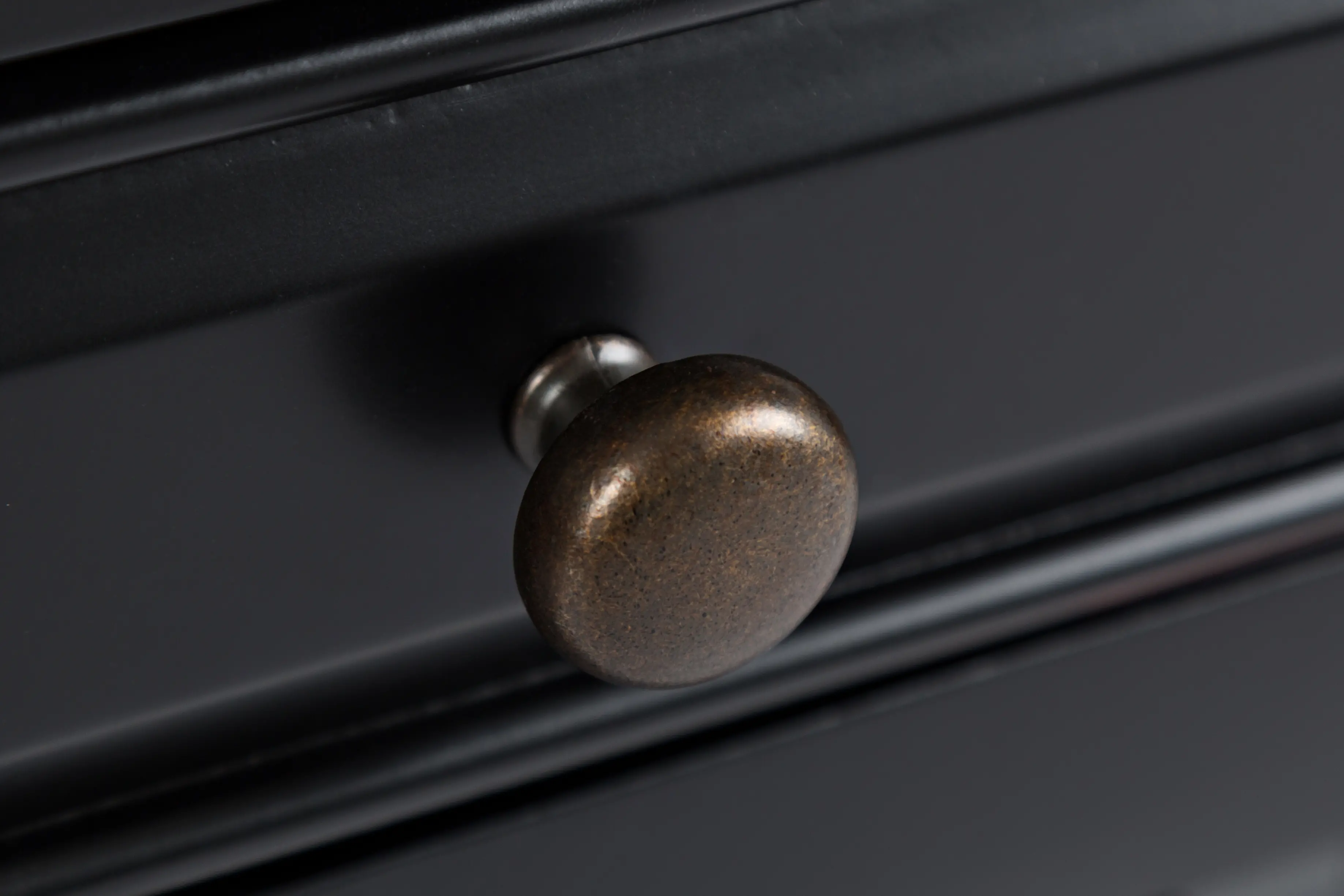 Craftsman Black Side Table-4