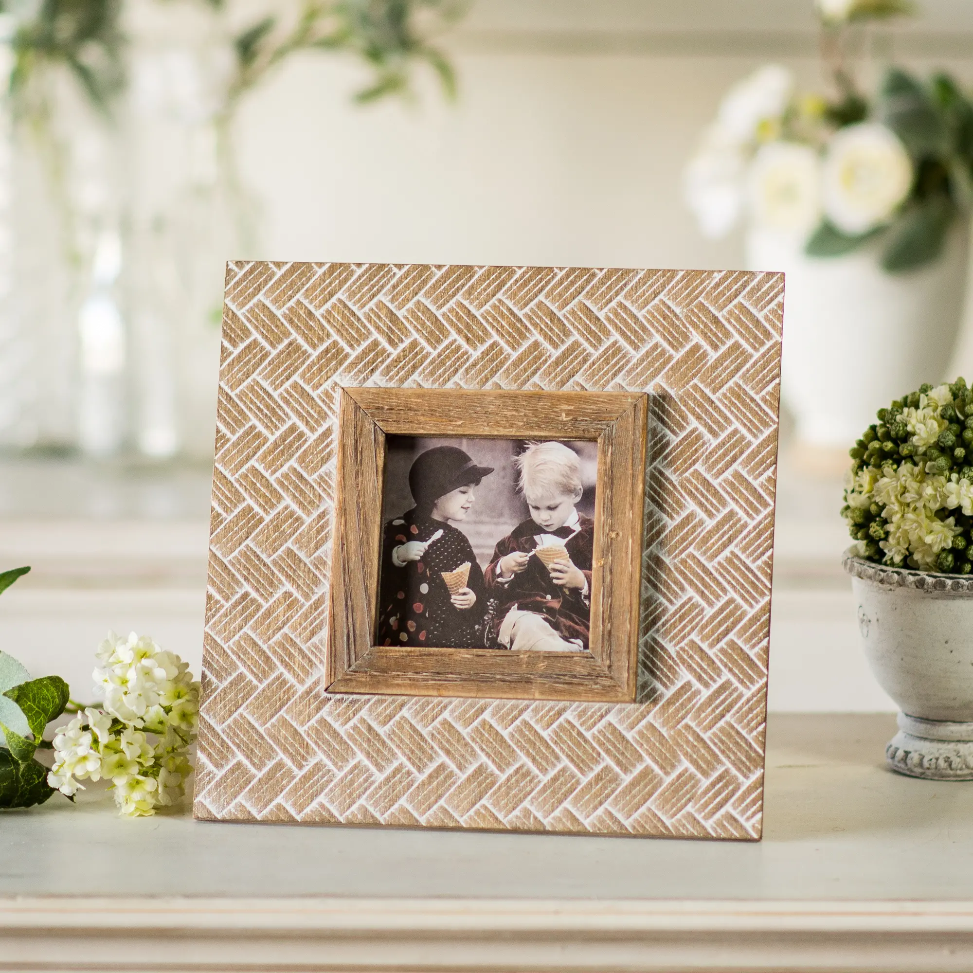 4x4 Square Whitewash Wooden Picture Frame-2