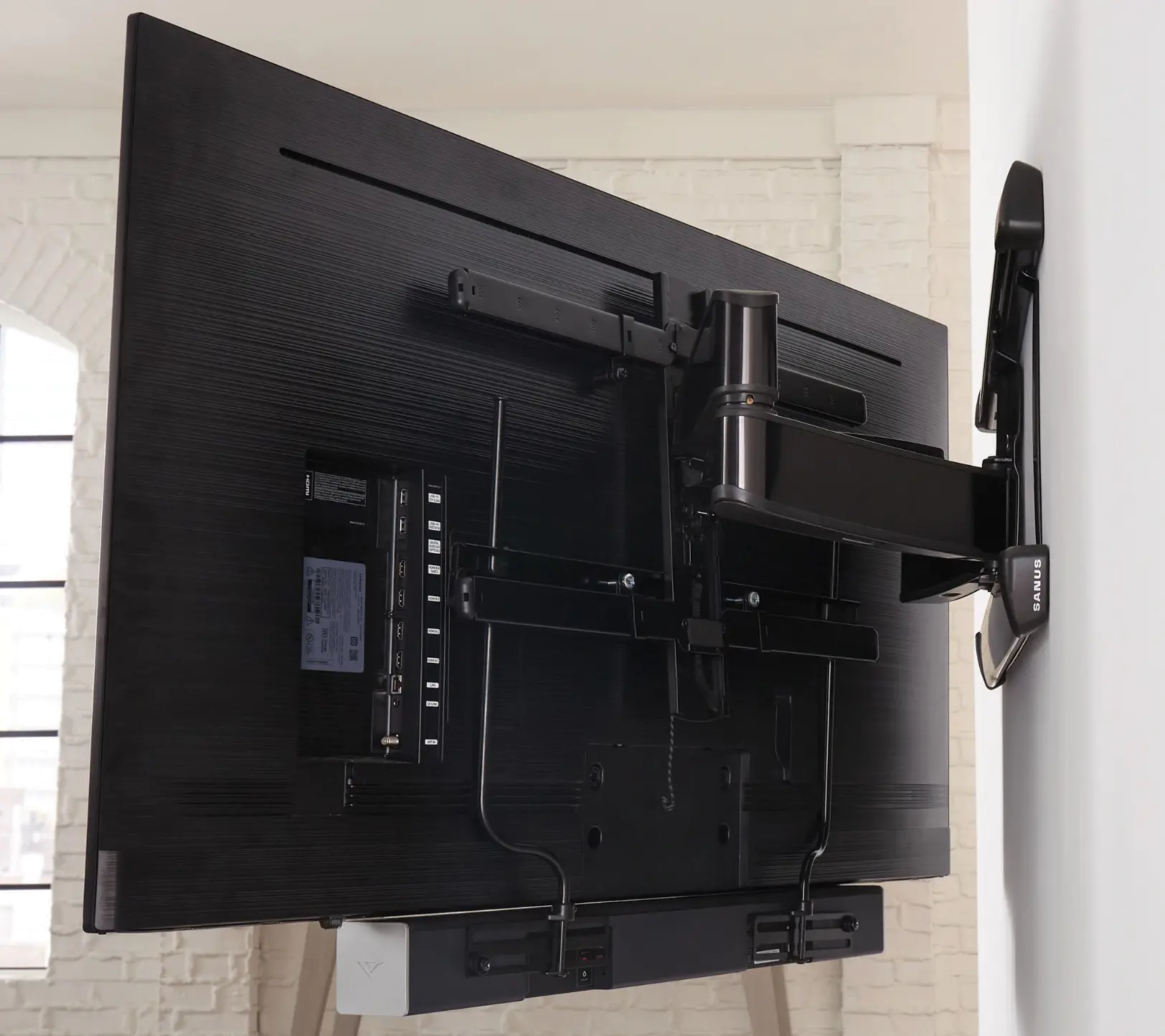 SASB1-B1 SOUNDBAR MOUNT SANUS Soundbar Mount - 32  to 90 -8