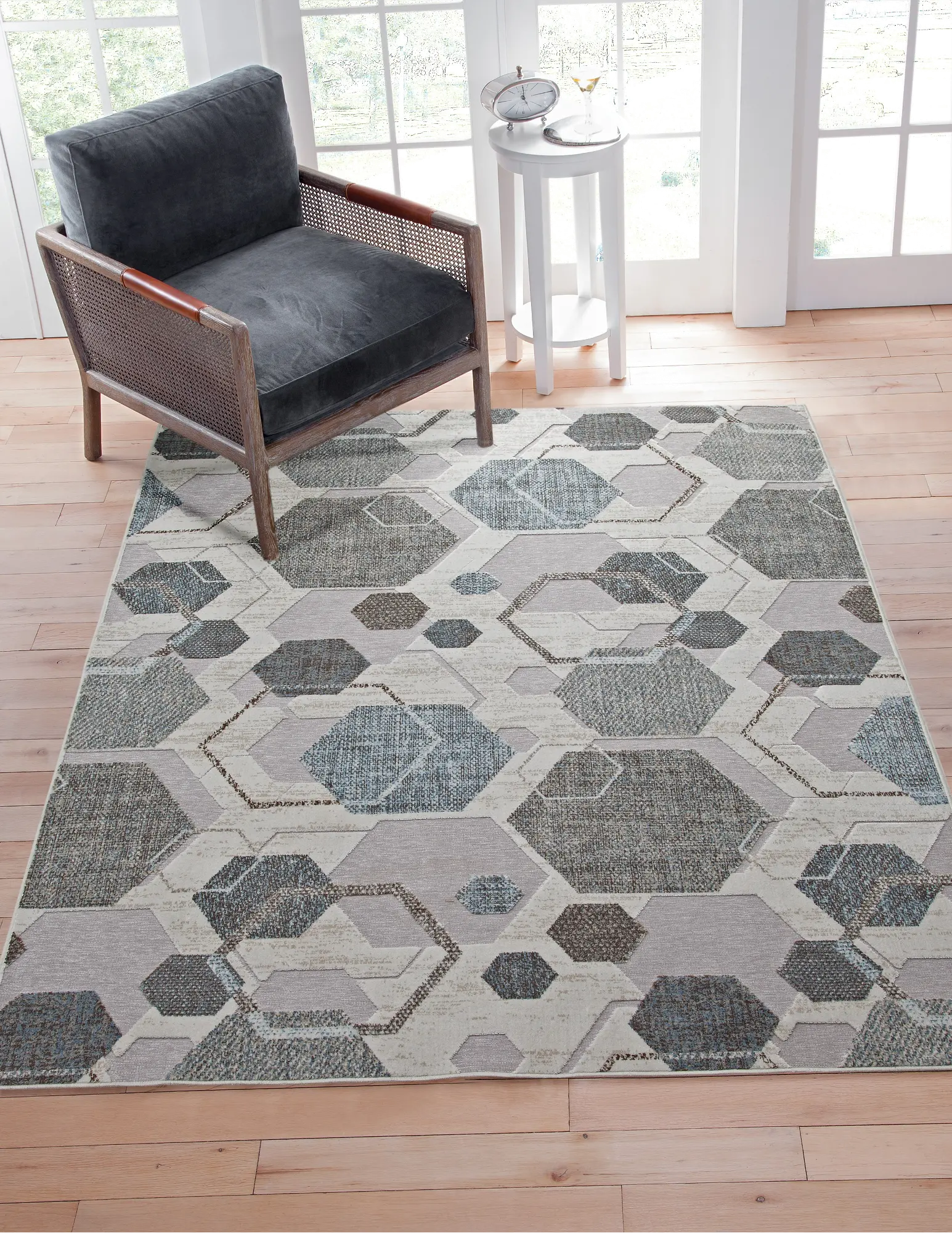 Napa 8 x 11 Gray Hexagon Area Rug-4