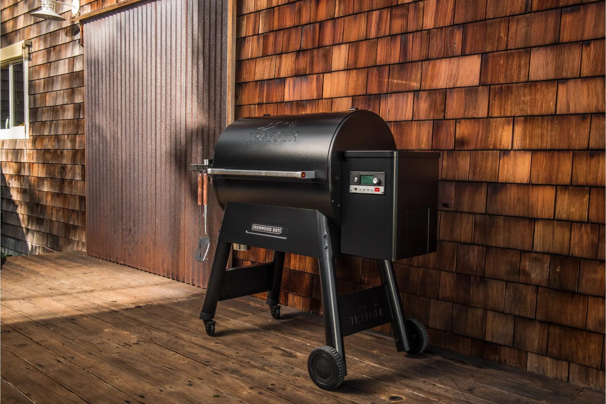 TFB89BLF,IRON_885 Traeger Ironwood 885 Smoker Grill-5