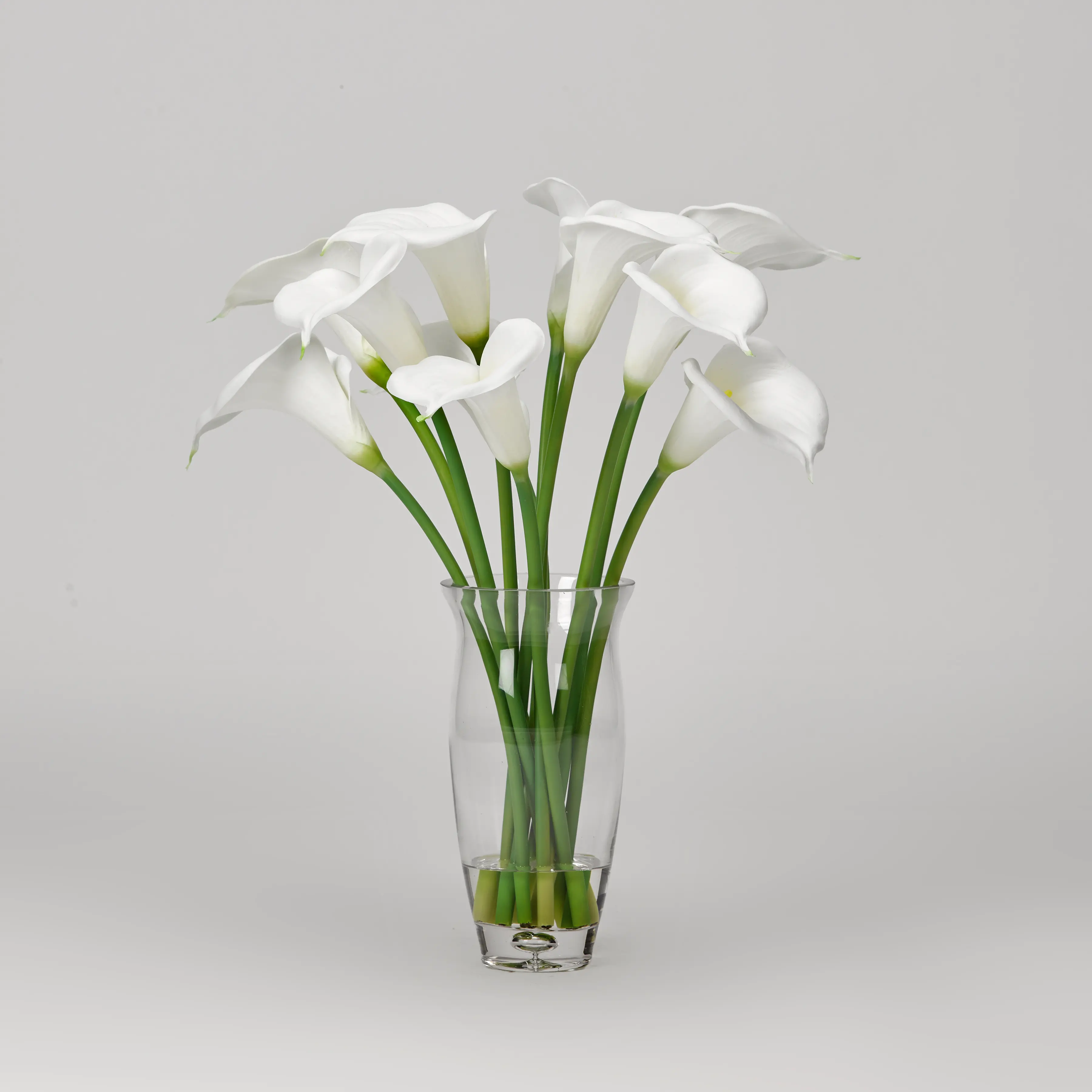 24 Inch White Calla Lilies Arrangement in Glass Vase-1