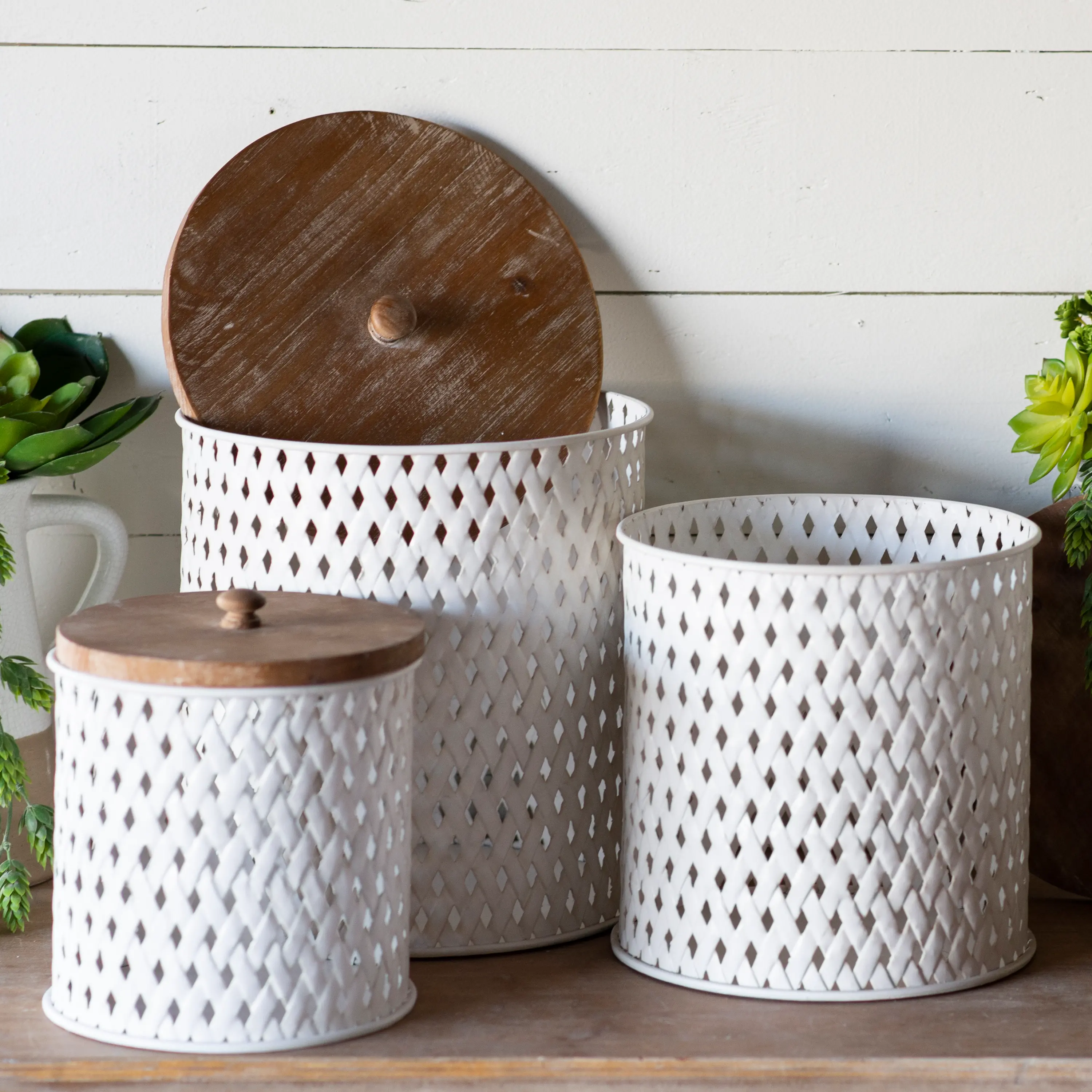 8 Inch White Metal Canister with Lid-2