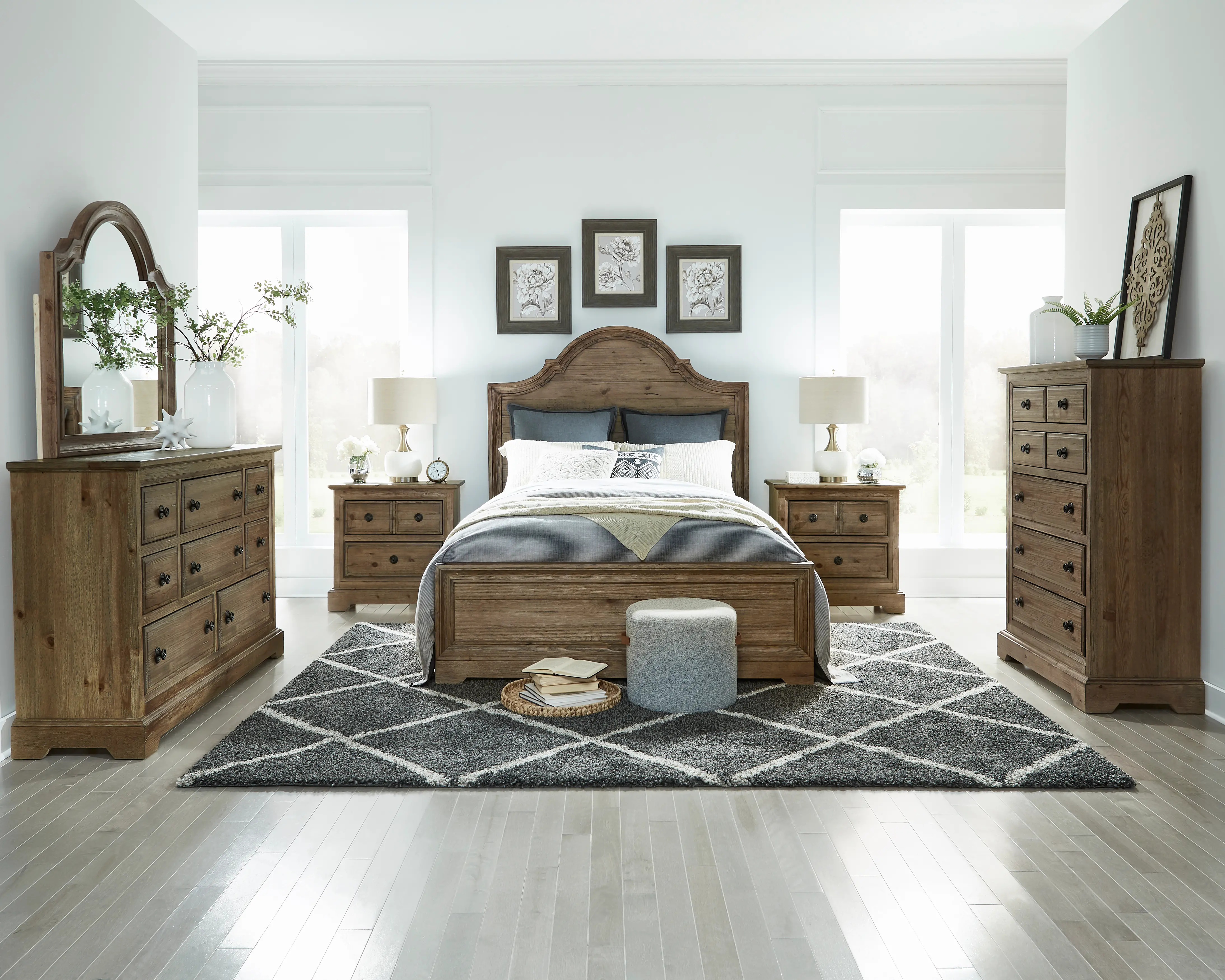 Wildfire Pine 4 Piece Queen Bedroom Set-1