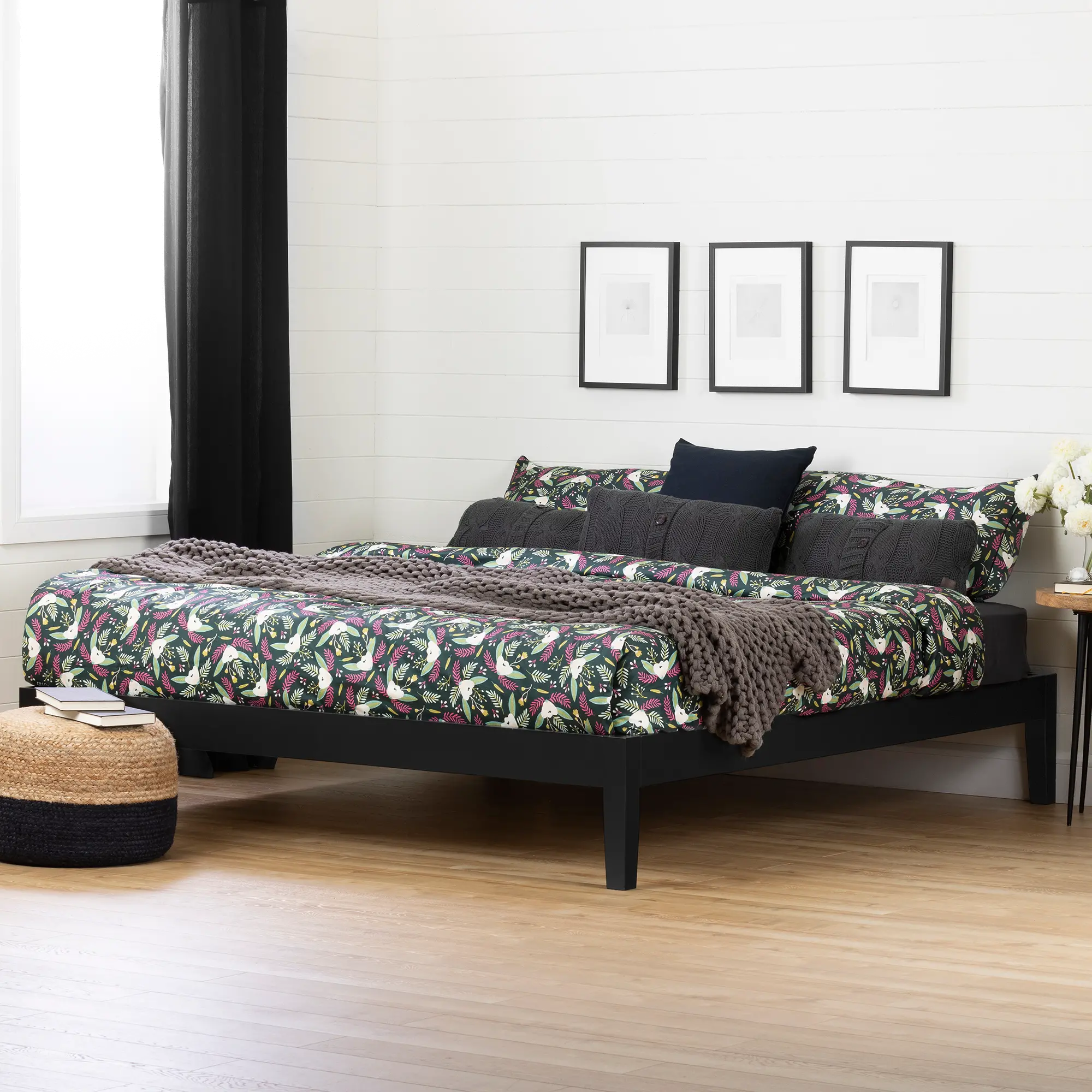 12484 King Black Platform Bed- Vito-2