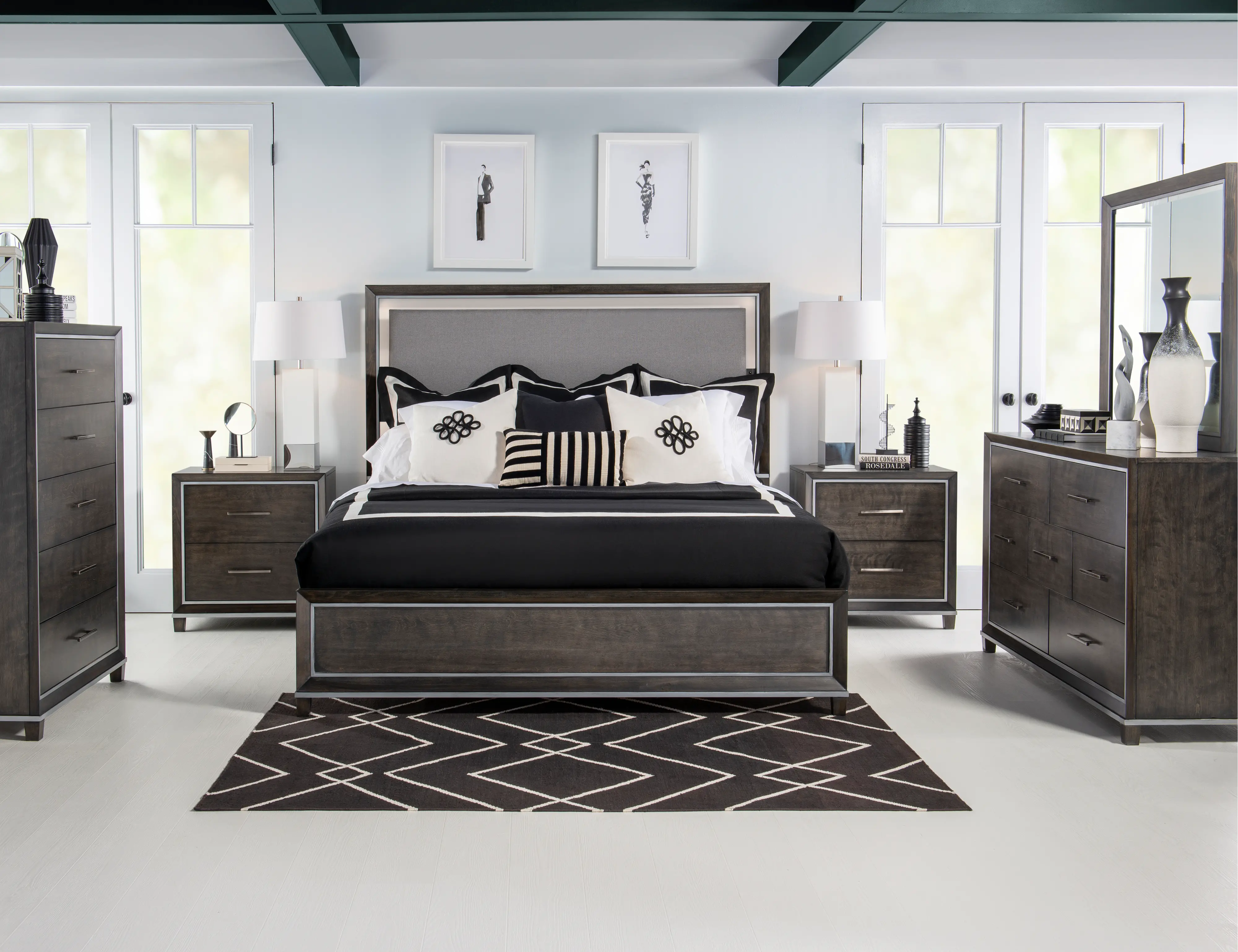 Counter Point Smoke Gray King Bed-3