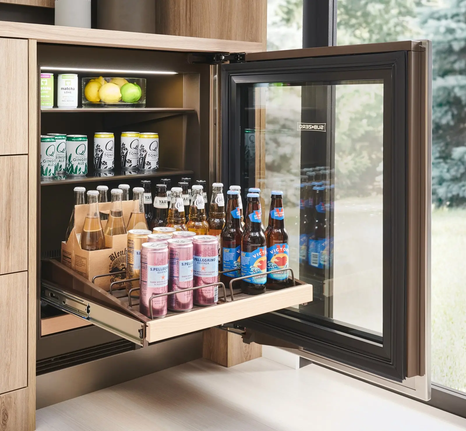 DEU2450BG/L SubZero 24 Inch Undercounter Beverage Center - Panel Ready, Left Hinge-3