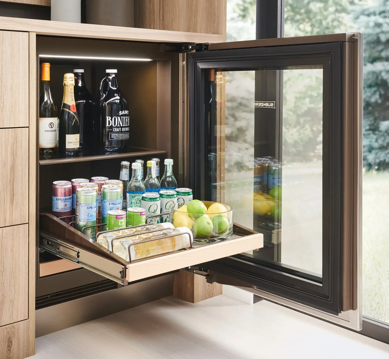 DEU2450BG/L SubZero 24 Inch Undercounter Beverage Center - Panel Ready, Left Hinge-5