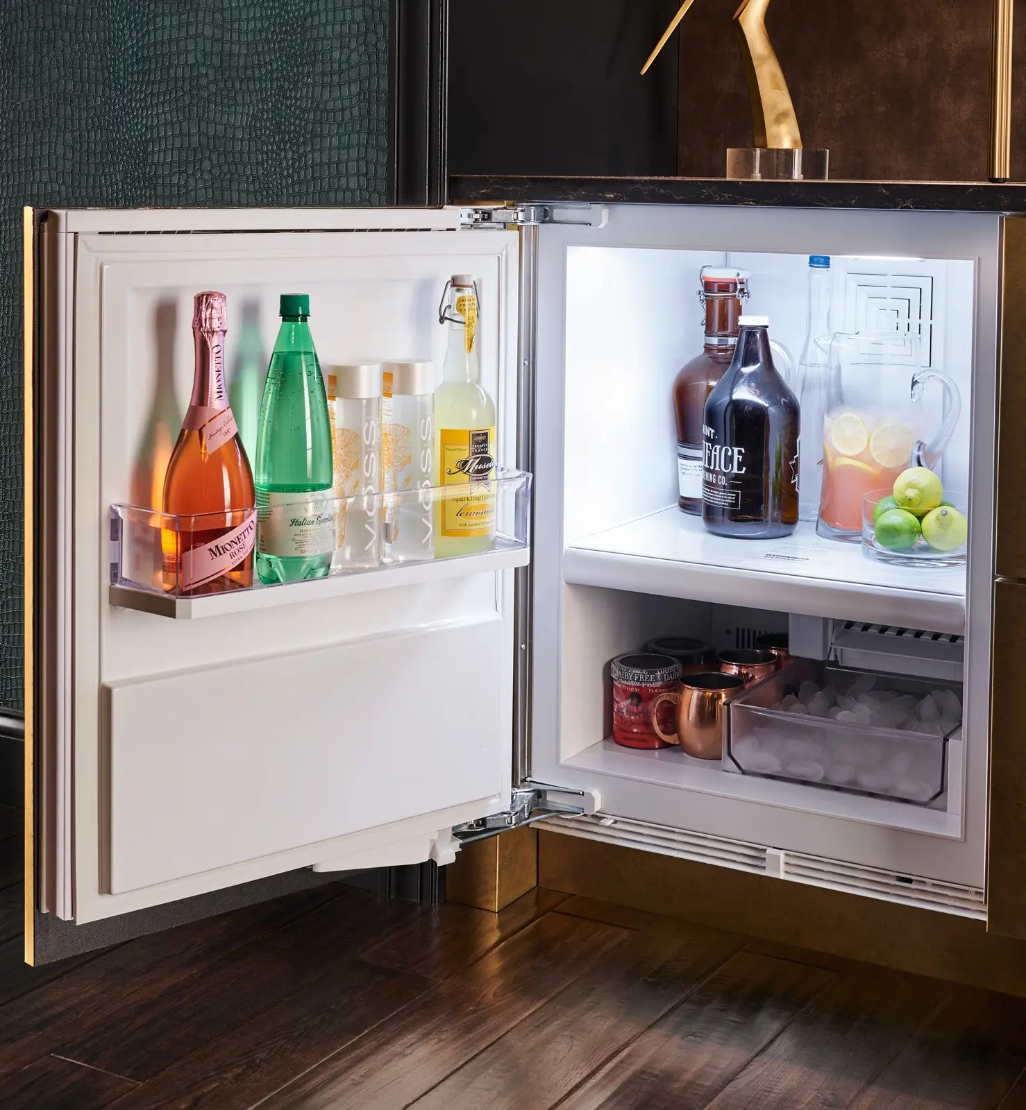 DEU2450CI/R Sub-Zero 24 Inch Designer Compact Refrigerator and Freezer - Panel Ready, Right Hinge-4