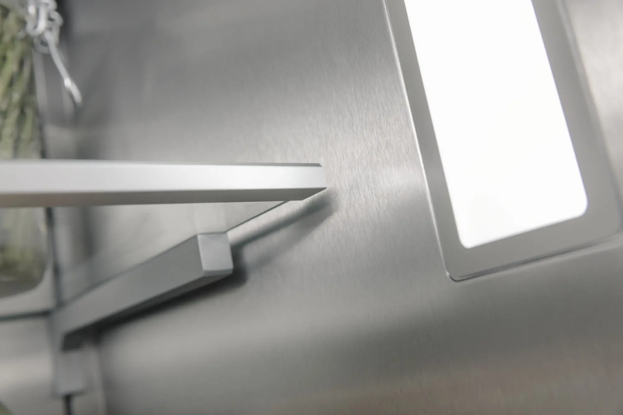T36BB925SS Thermador Professional 36 Inch Bottom Freezer Refrigerator - Stainless Steel, 19.6 cu. ft.-4