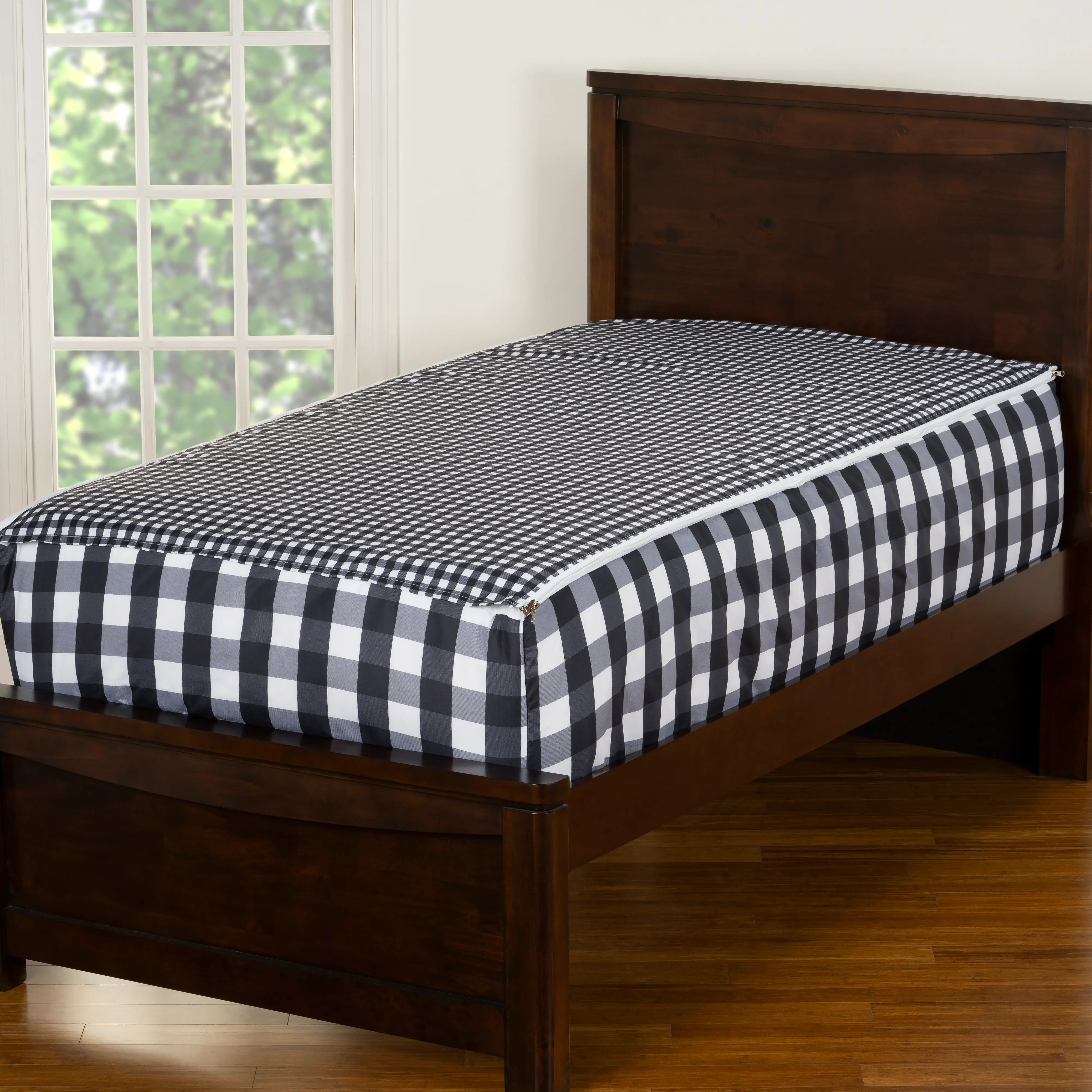 Black and White Full Check It Twice Bunkie Deluxe Bedding-3