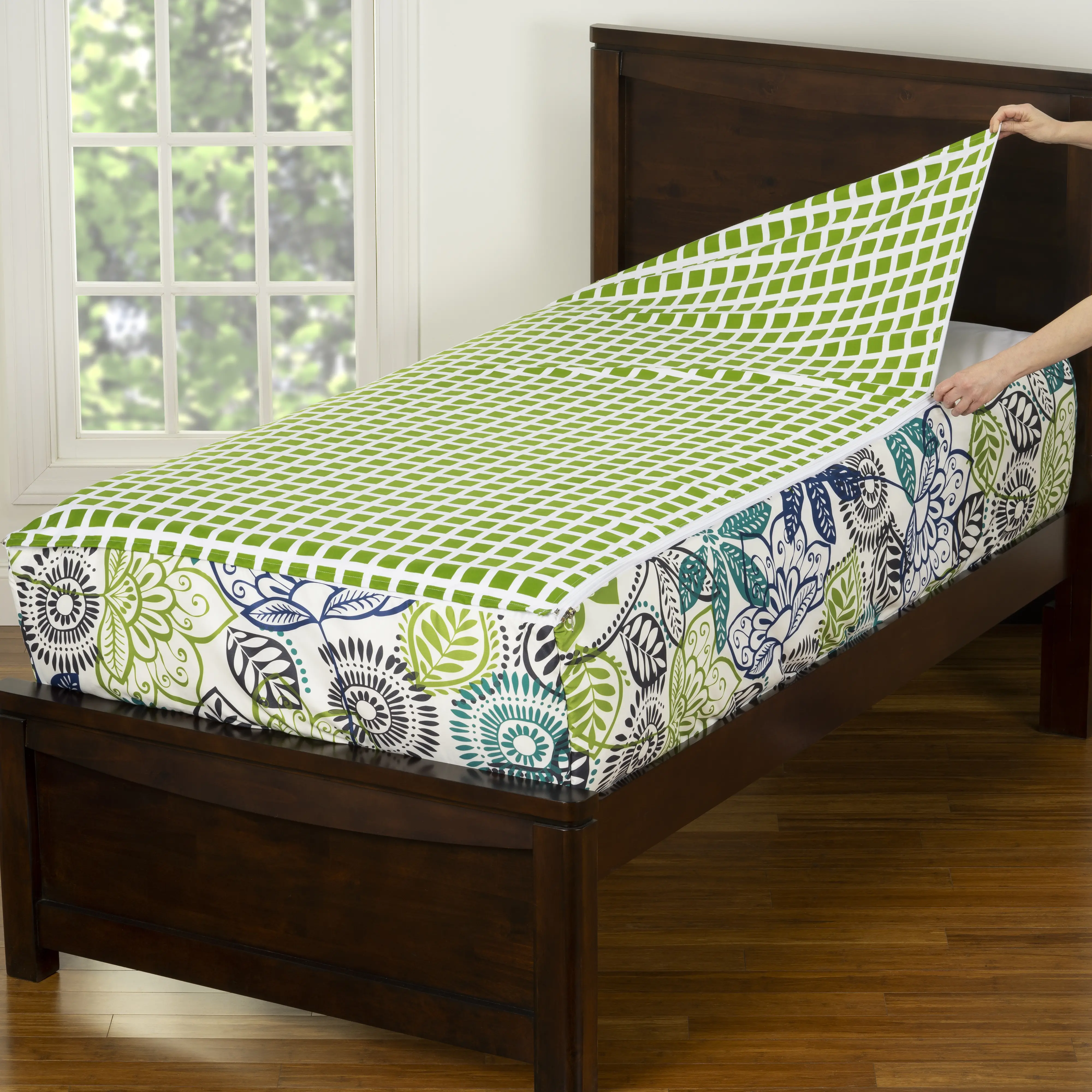 White, Green and Blue Full Tropical Retreat Bunkie Deluxe Bedding-3