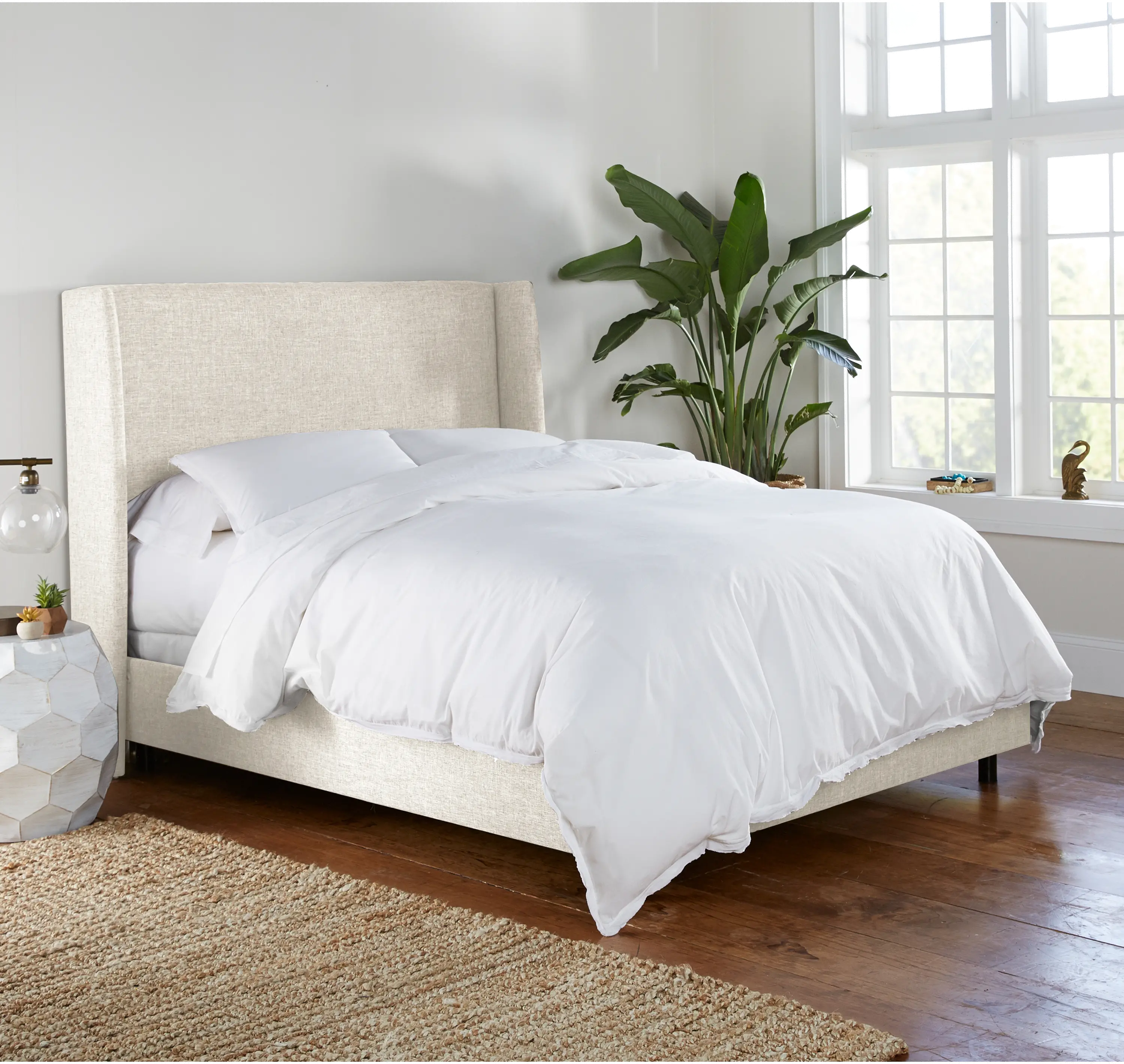 433BEDZMWHT Sasha White Curved Wingback King Bed - Skyline Furniture-1