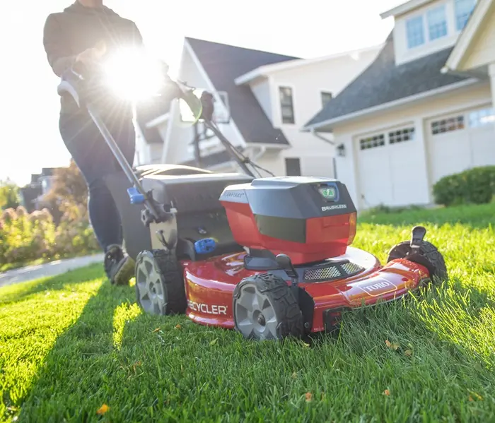 21466 Toro 22  Recycler Lawn Mower with Battery/Charger-4