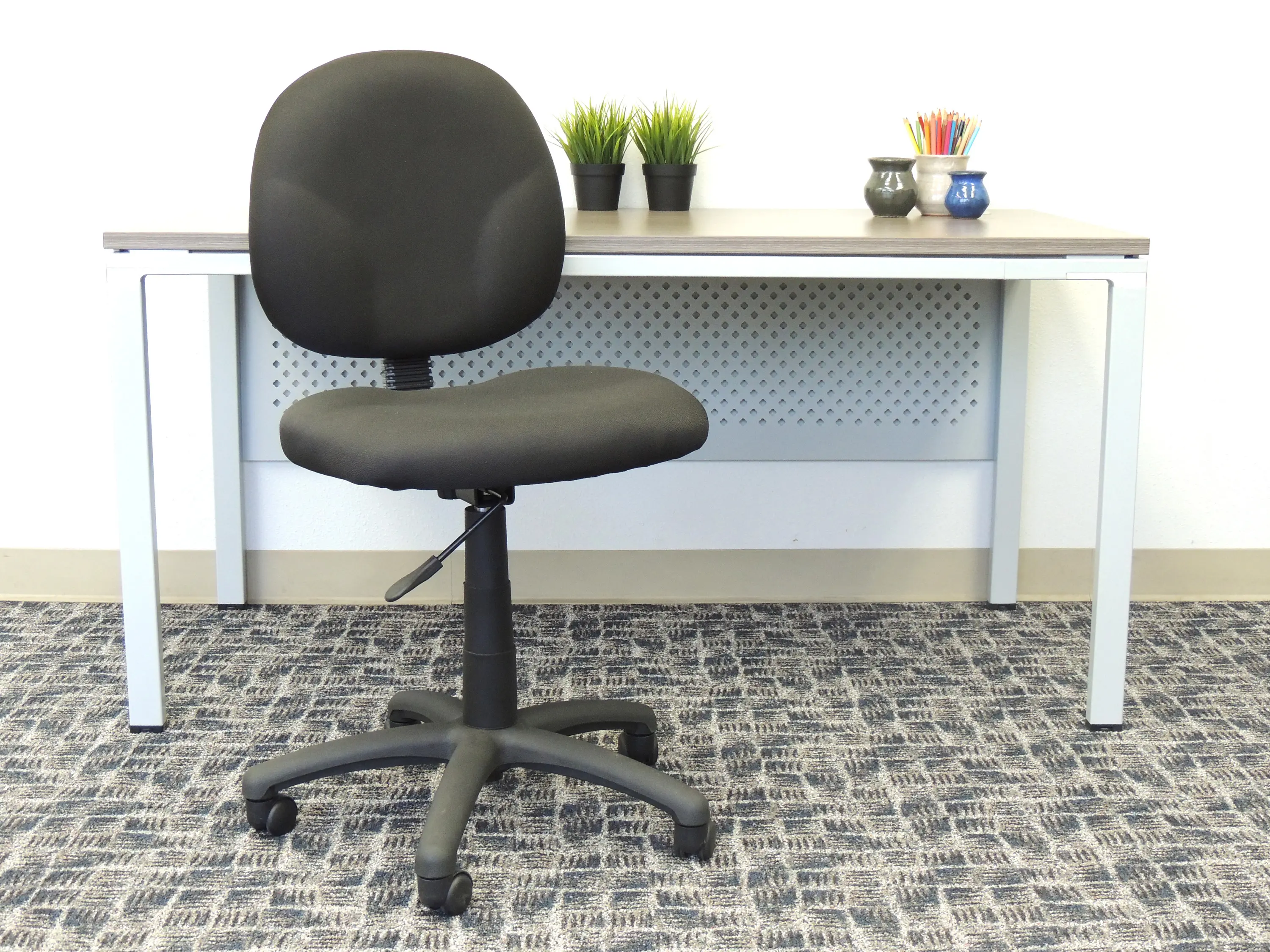Boss Diamond Black Task Chair-2