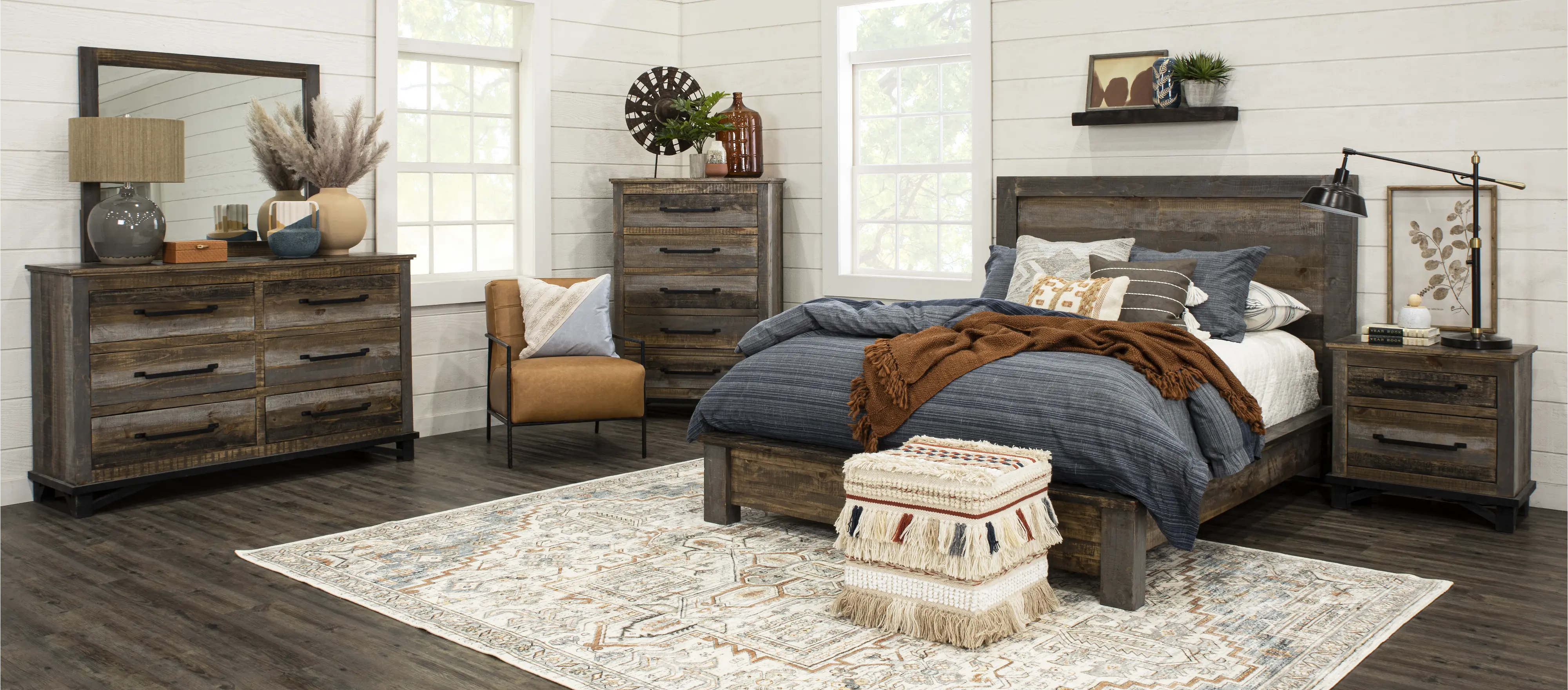 Loft Rustic Pine Queen Platform Bed-2