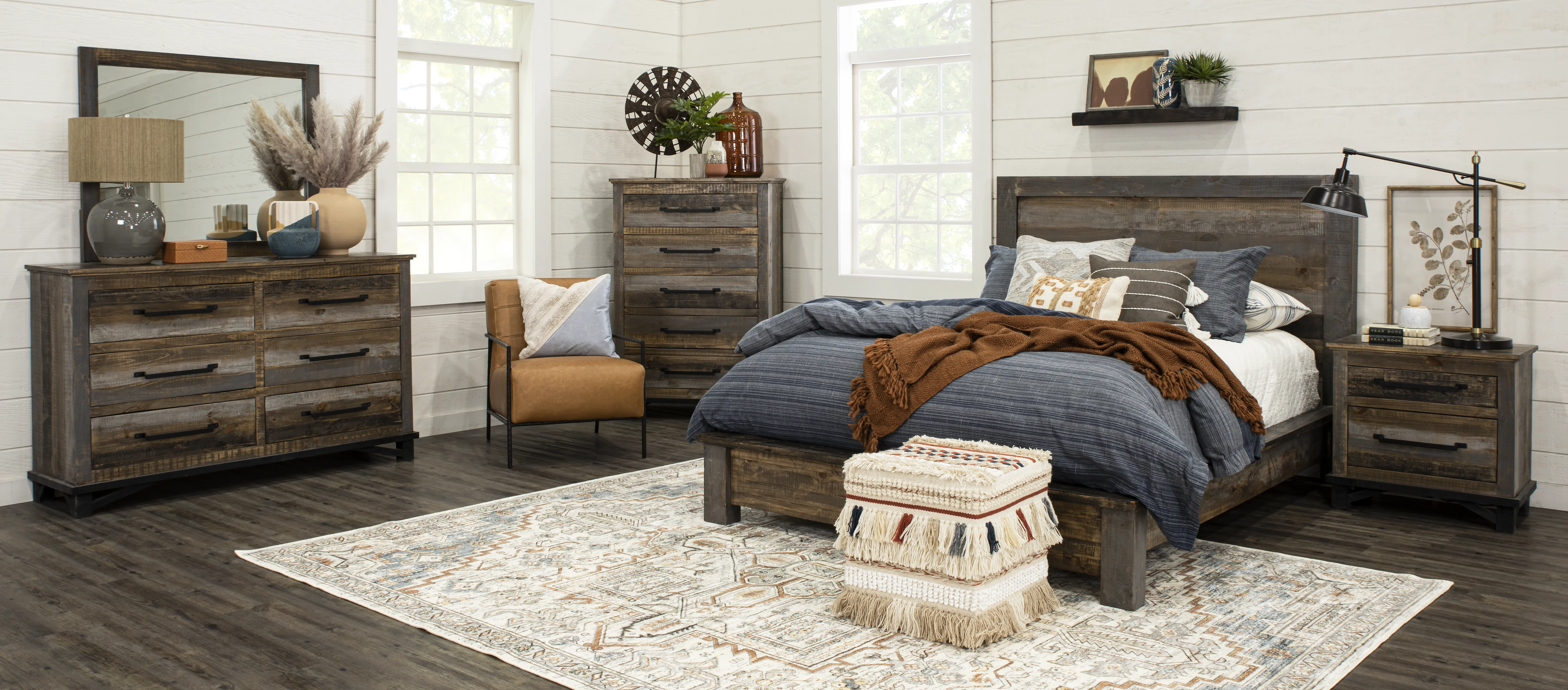 Loft Rustic Pine King Platform Bed-2