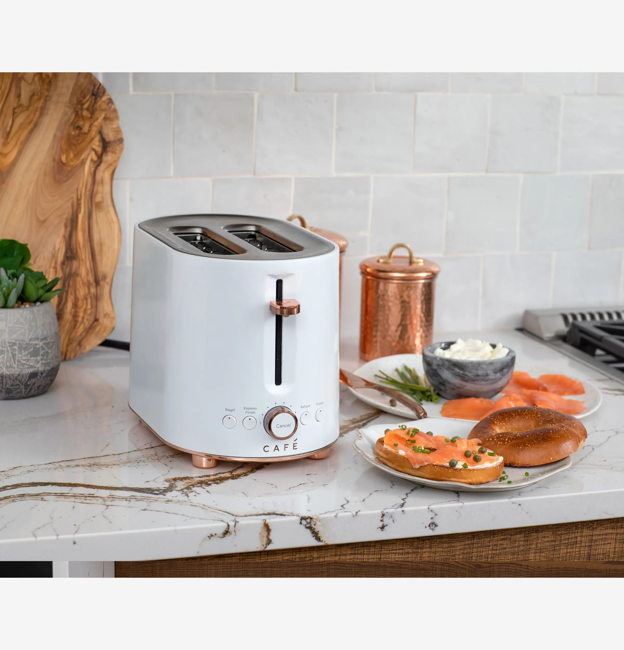 C9TMA2S4PW3 Cafe Toaster - White-2