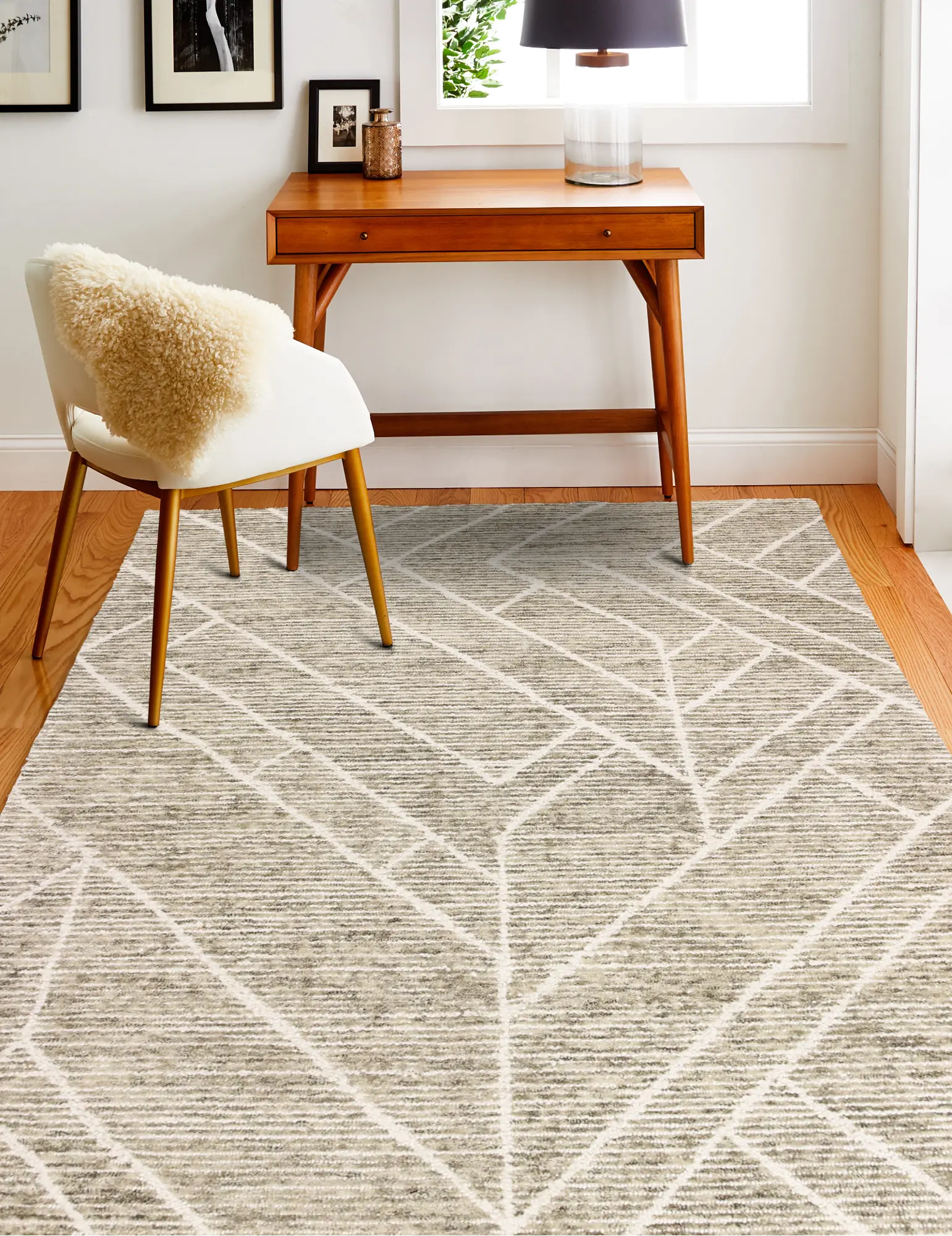 R120-WHT-5X7.6-CL158 Venezia 5 x 8 Ean Wheat Area Rug-2