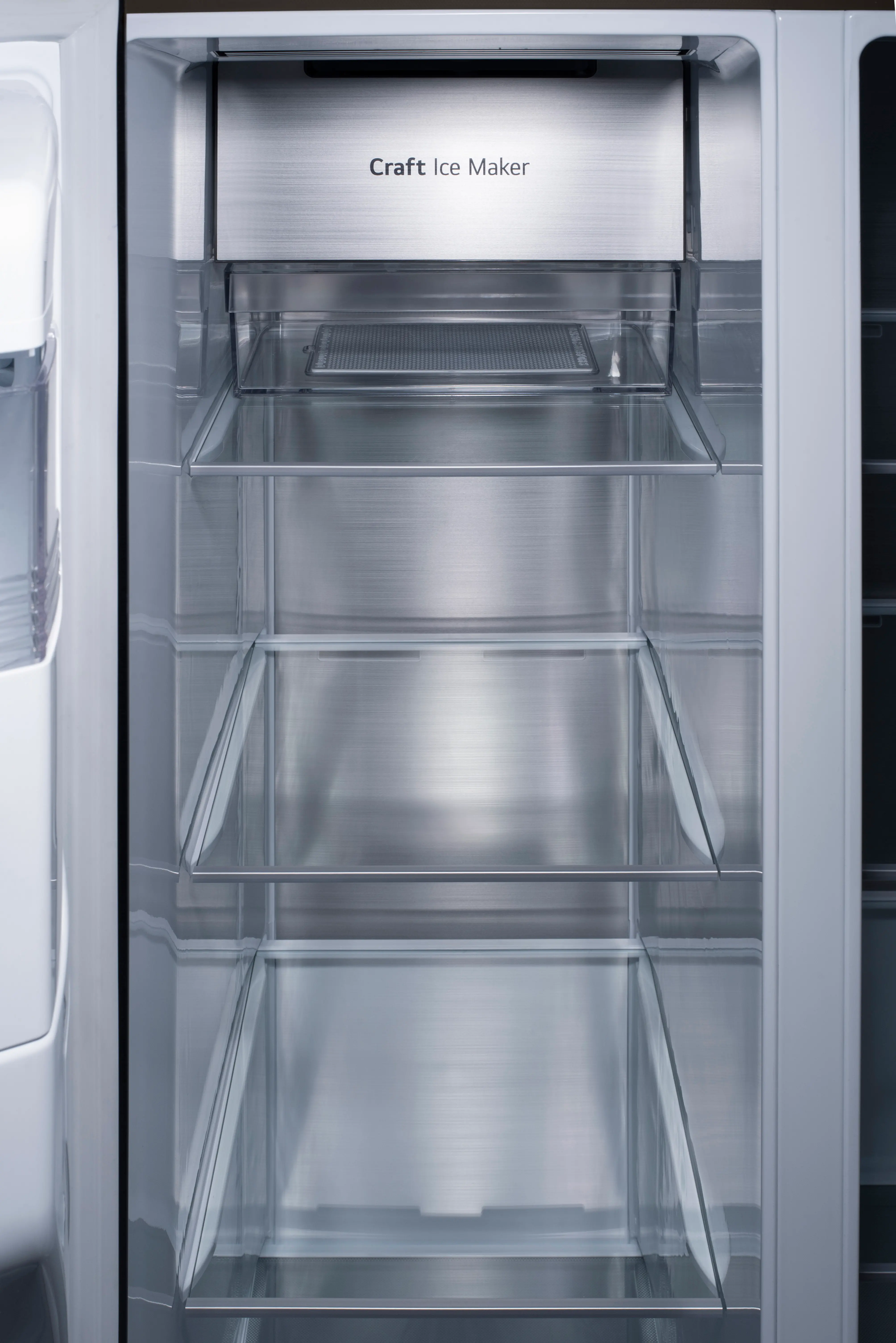 LRSOS2706S LG 26.8 cu ft Side by Side Refrigerator - Stainless Steel-9