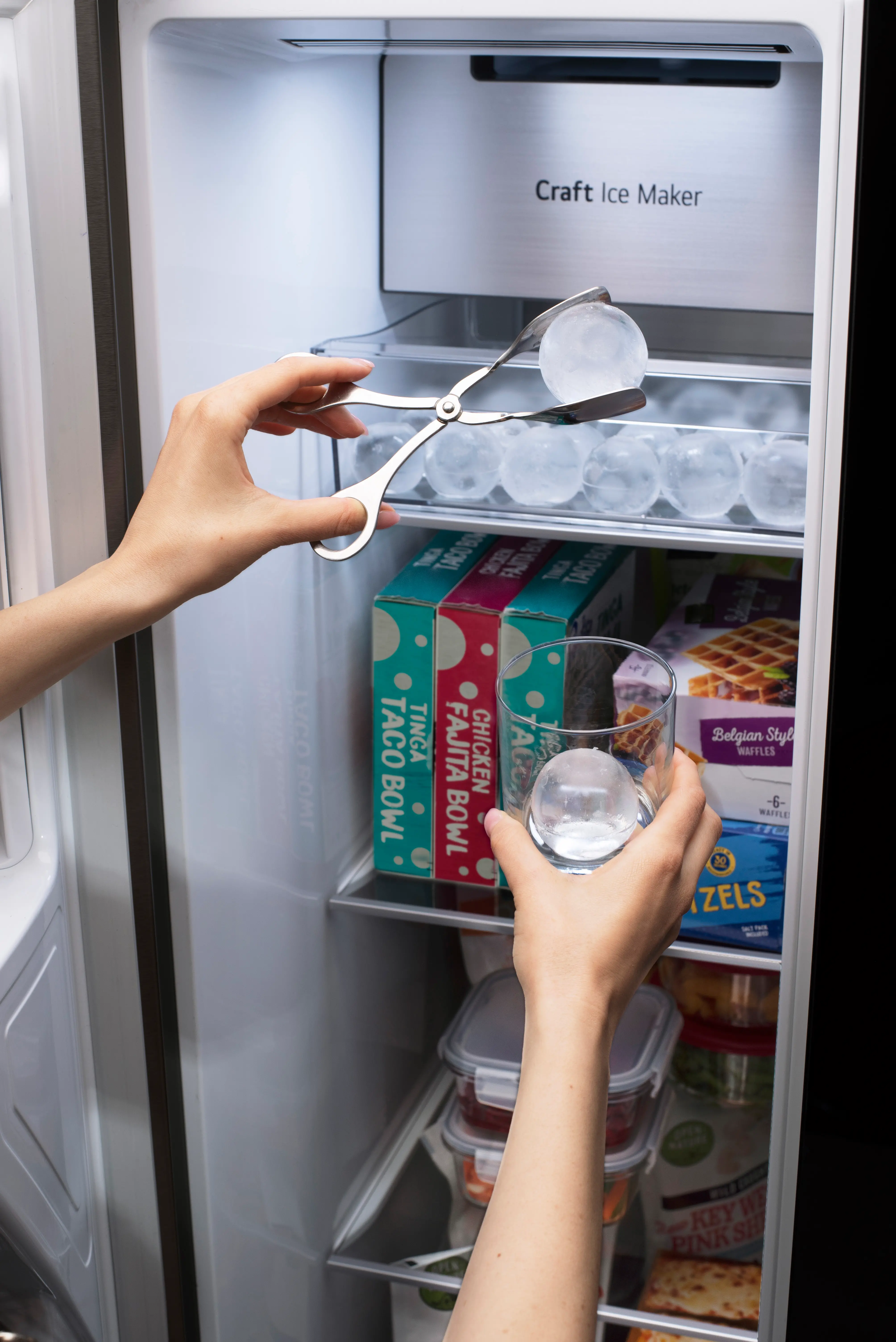 LRSOS2706D LG 26.8 cu ft Side by Side Refrigerator - Black Stainless Steel-5