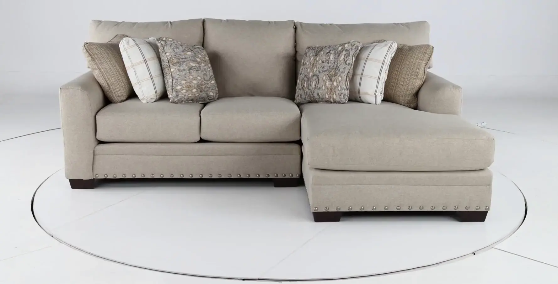 2PC/MDLTN/LLV/RCHSE Middleton Beige 2 Piece Chaise Sectional-7