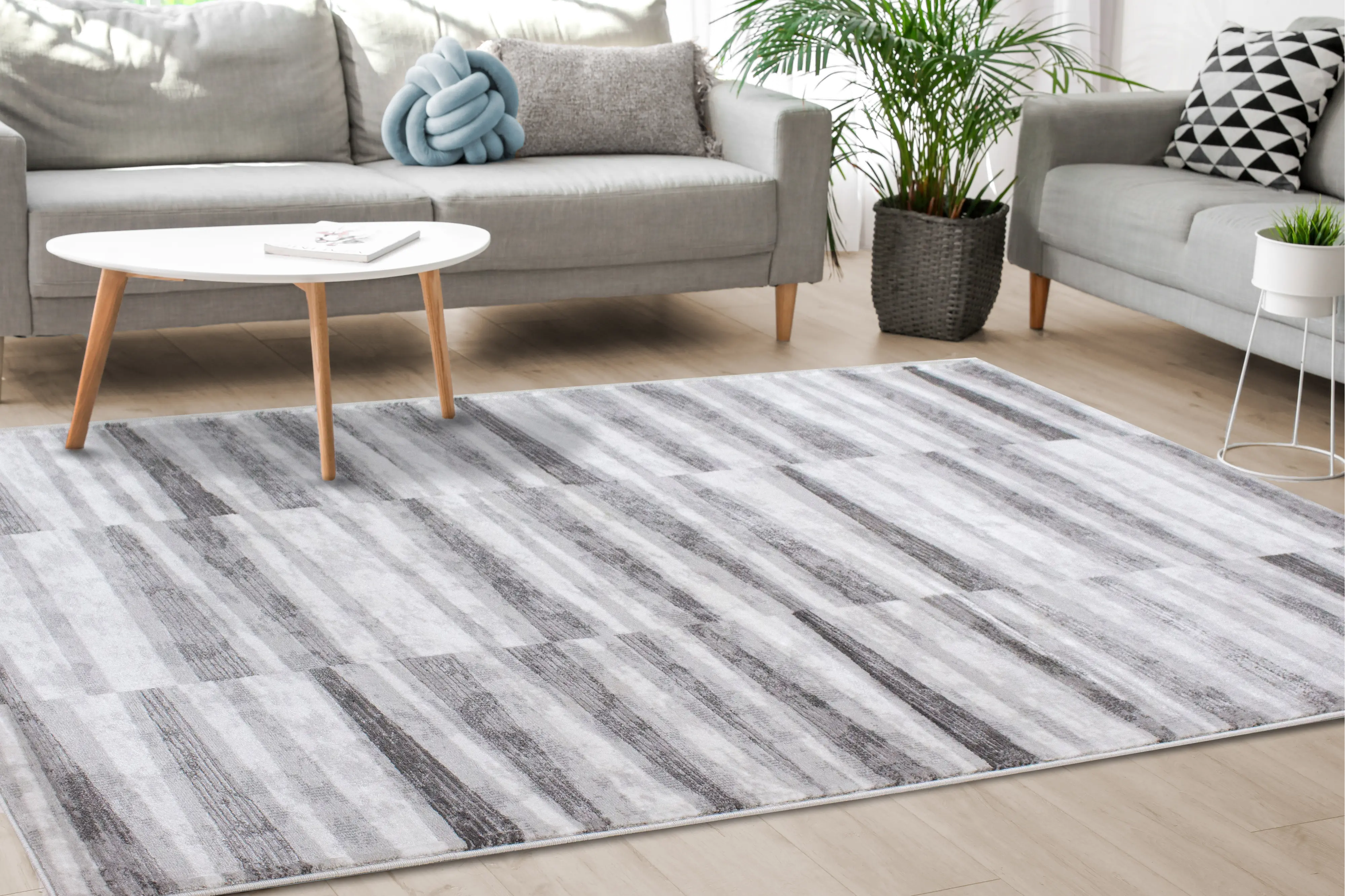 Chorus 5 x 8 Geometric White and Gray Area Rug-4