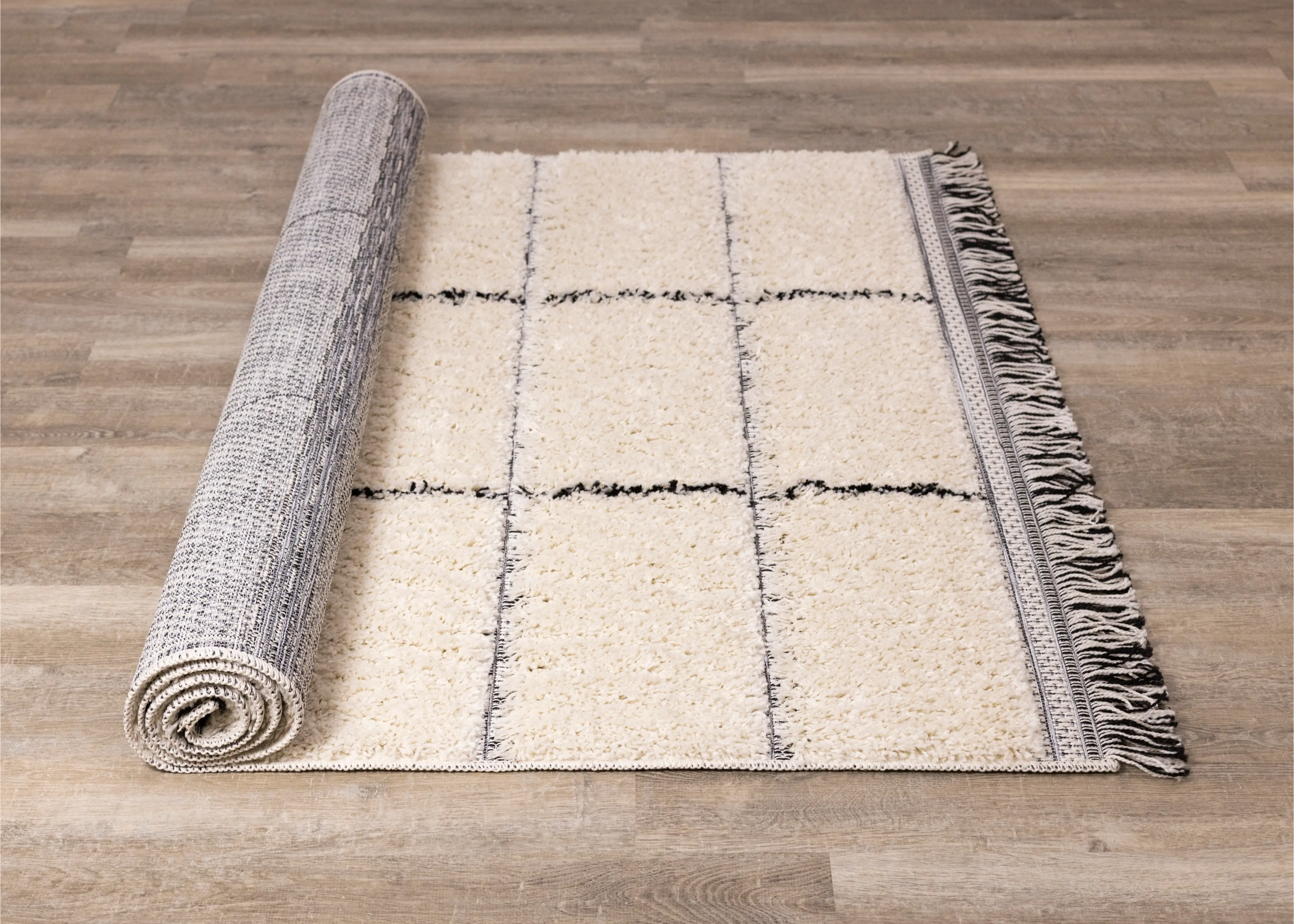 Novato 5 x 8 Contemporary Square Cream Shag Rug-1