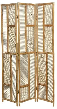 71  Wood Screen