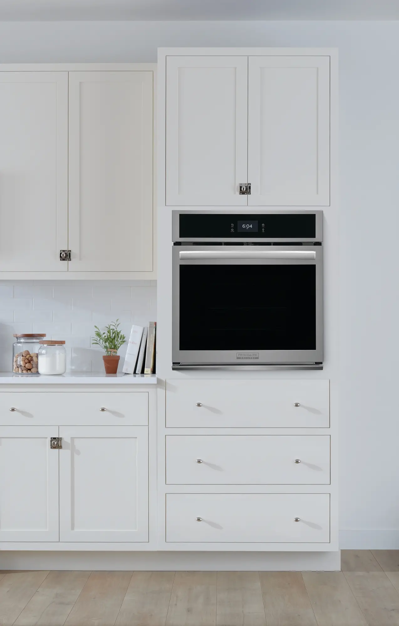 GCWS2767AF Frigidaire Gallery 3.8 cu ft Single Wall Oven - Stainless Steel 27 Inch-5