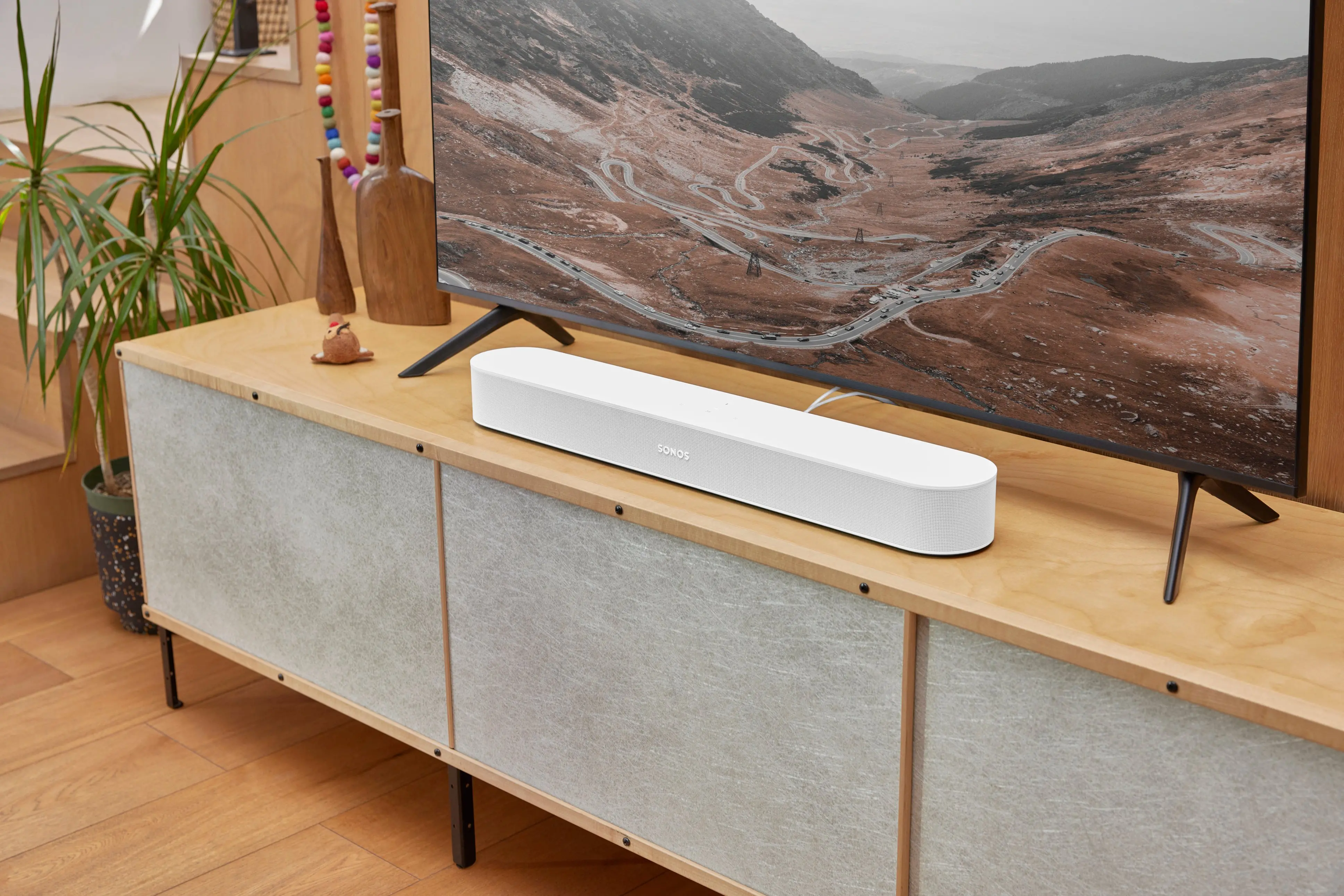 【美品】sonos Beam gen2 ホワイト　保証書付 Sonos Beam Soundbar (White, Gen 2) BEAM2US1 B&H Photo Video