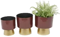 9  Metal Cranberry Planter
