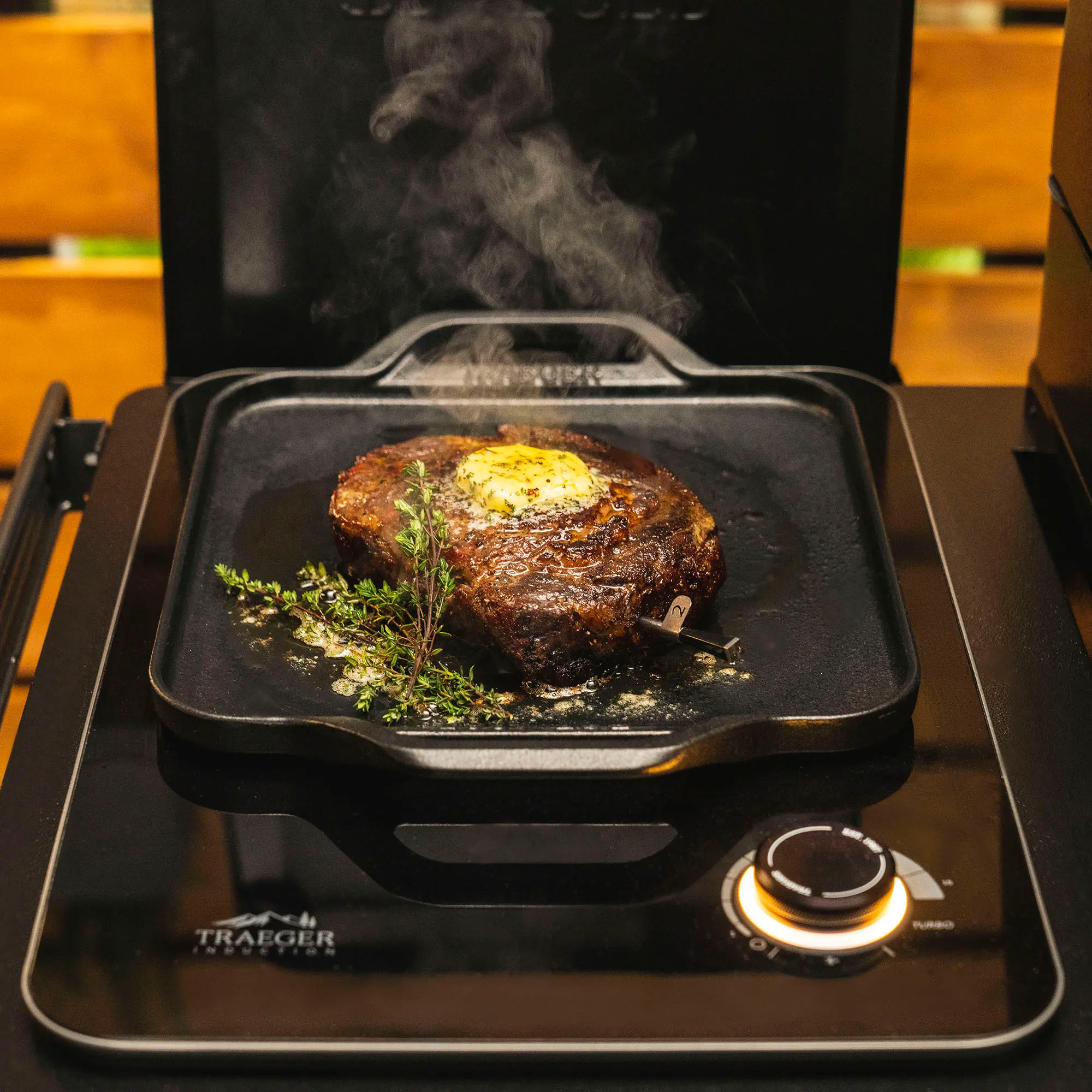 TBB86RLG,TIMBER_L Traeger Timberline WiFi Pellet Grill-14