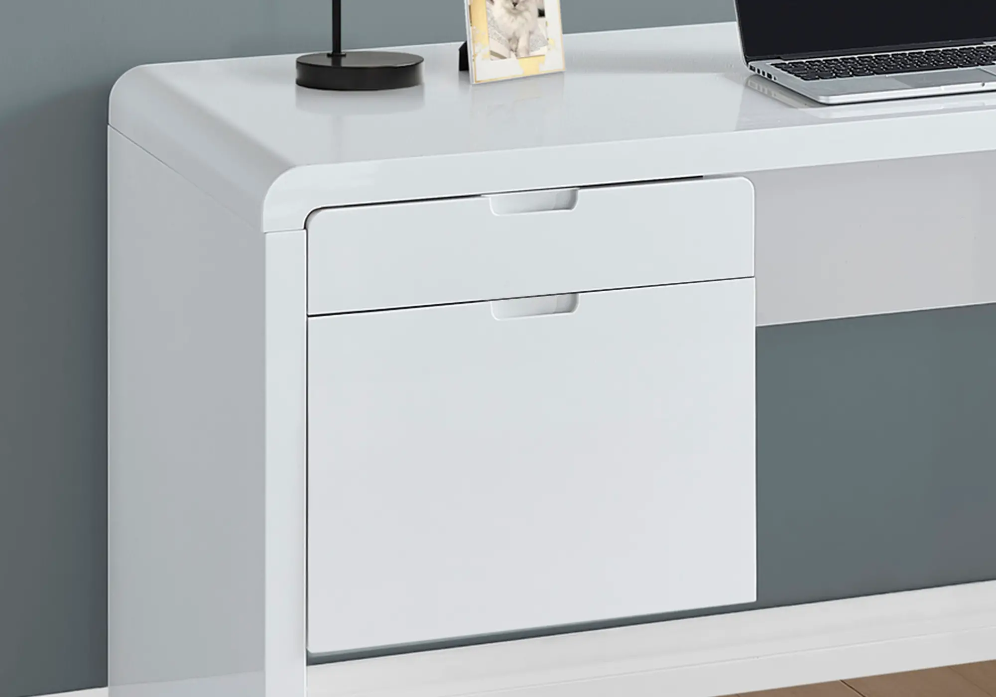 Modern 60  Glossy White Computer Desk-8
