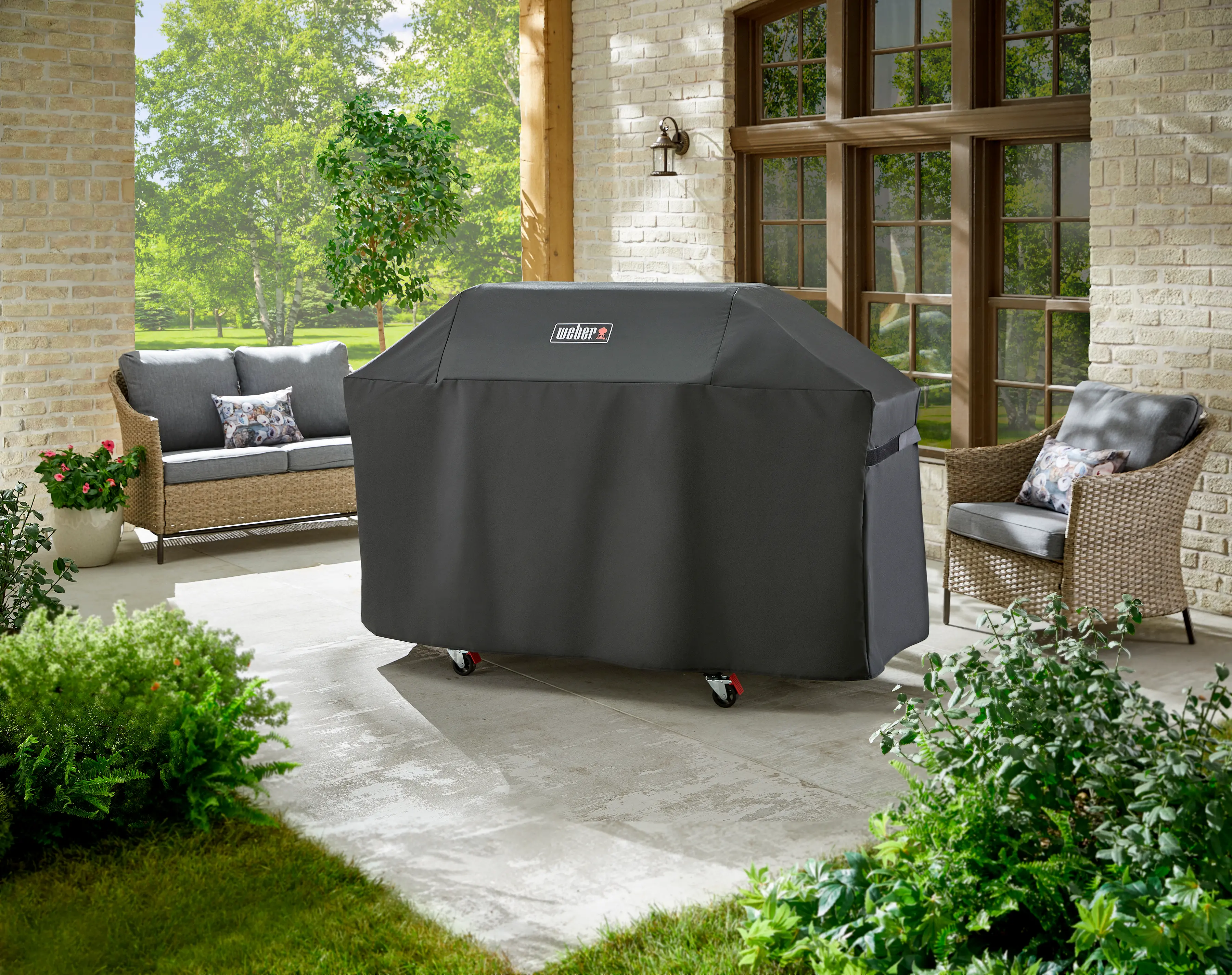 7758 Weber Genesis 400 Black Premium Grill Cover-2