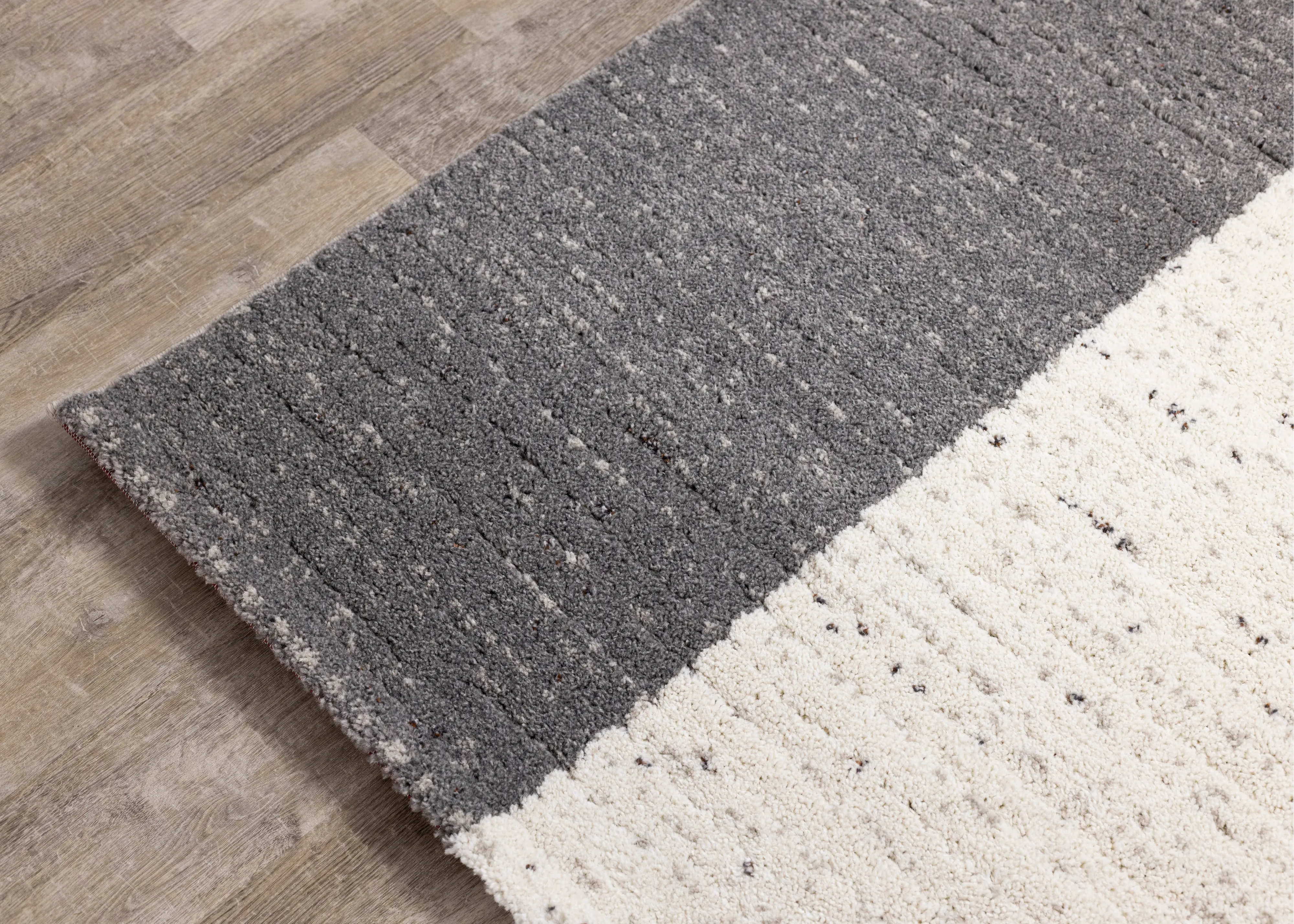 Ravine 8 x 11 Gray Rectangles Area Rug-2