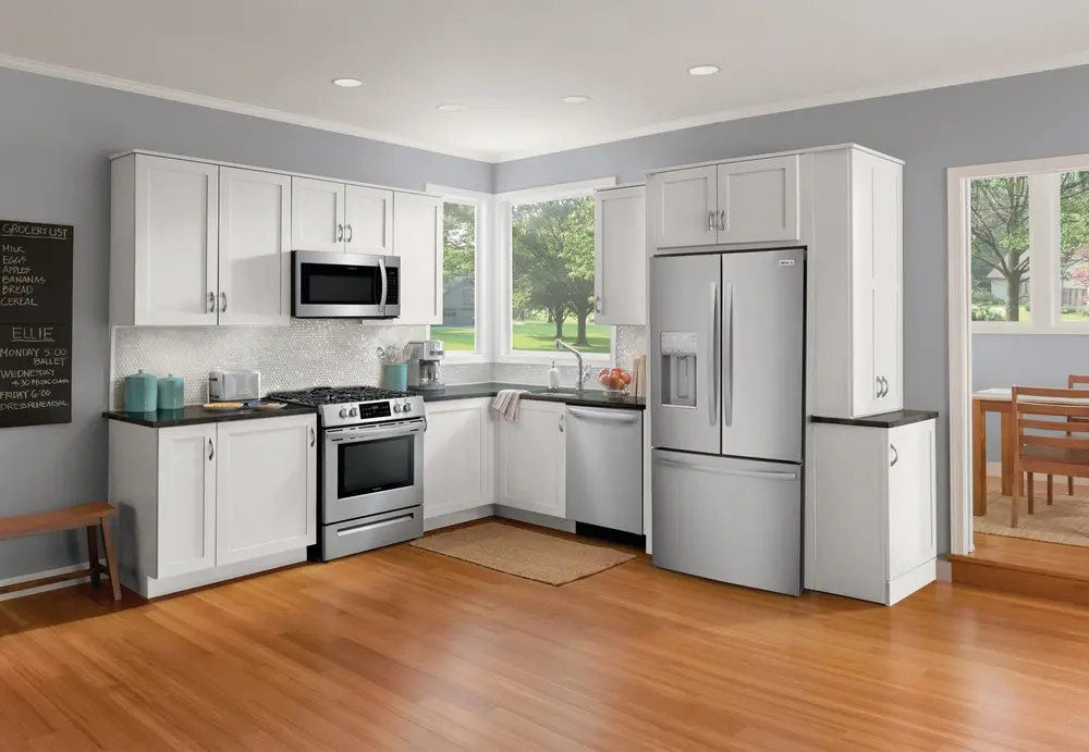 FRFC2323AS Frigidaire 22.6 Cu Ft French Door Refrigerator - Counter Depth Stainless Steel-12