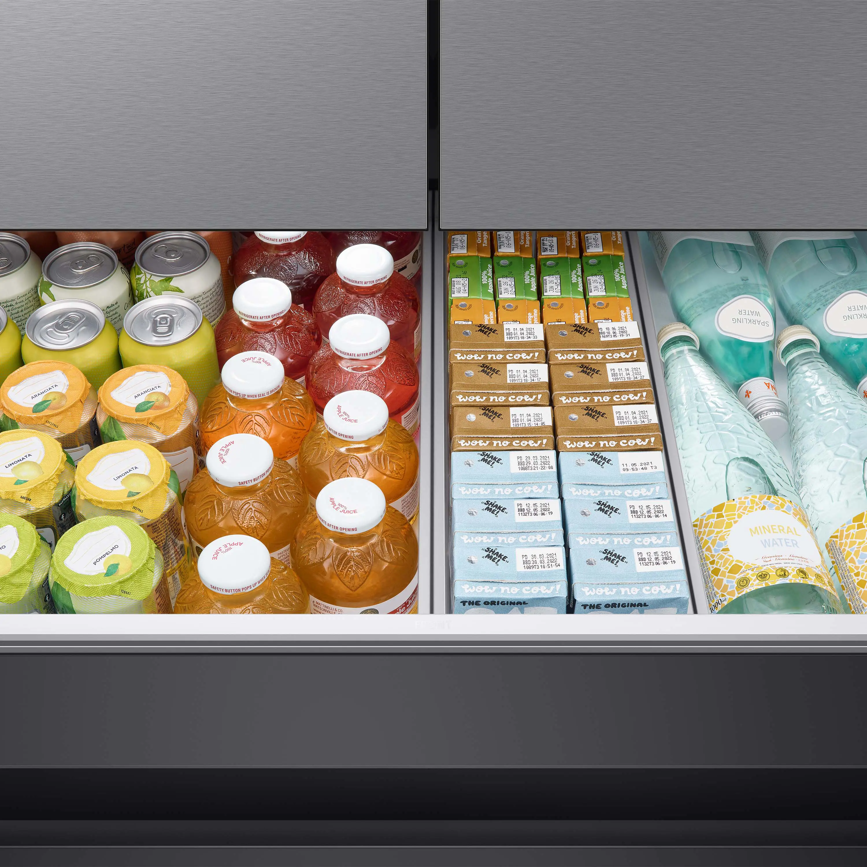 RF23BB8600QL Samsung Bespoke AI 23 Cu Ft 4‑Door Flex™ Refrigerator – Counter‑Depth Stainless Steel-12