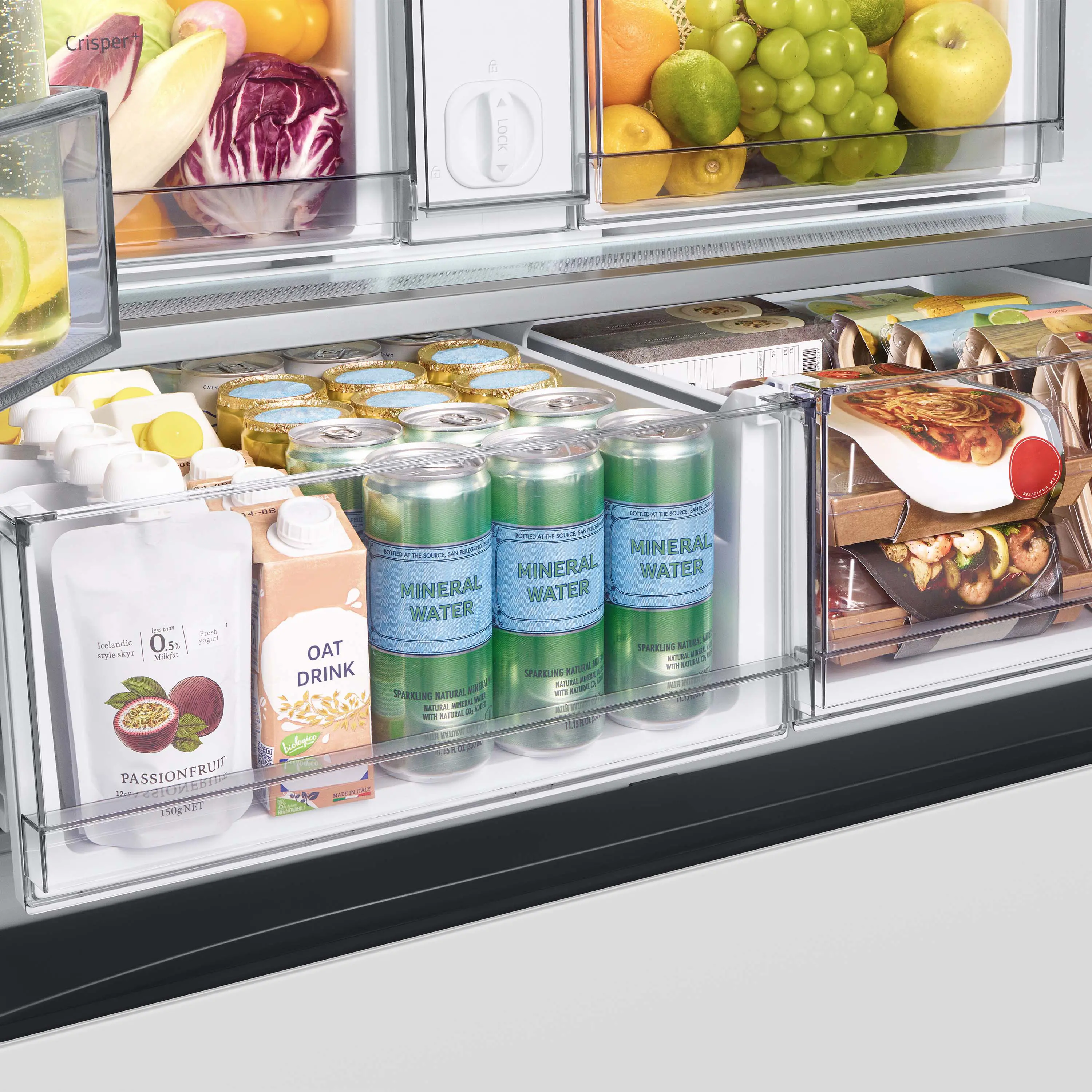 RF24BB620012 Samsung Bespoke 23 cu ft French Door Refrigerator - Counter Depth White Glass-7