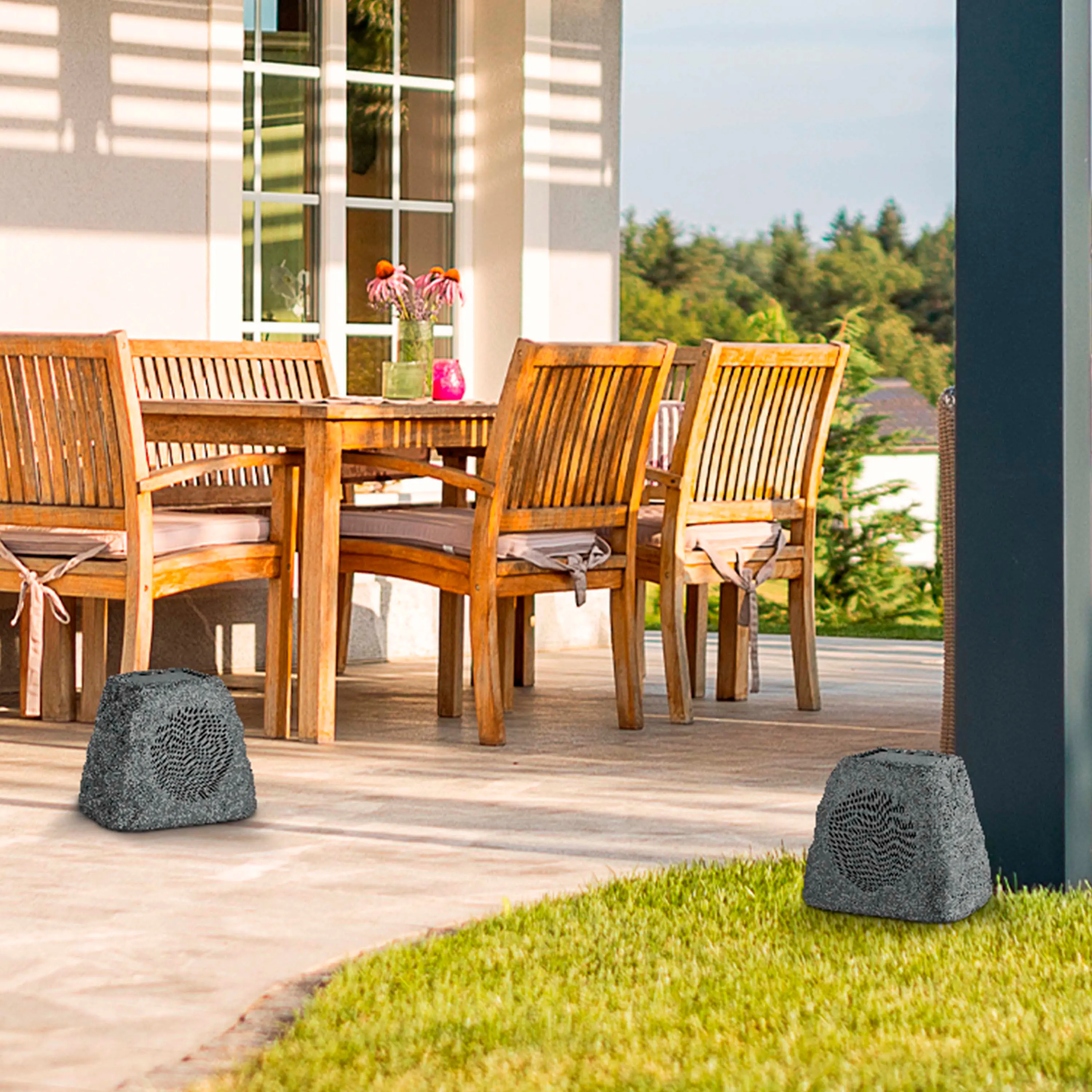 ION-ISP75C/SOLAR-RK Solar Sounds Solar Rechargeable Outdoor Bluetooth Speaker with Multi-Sync - Gray-6