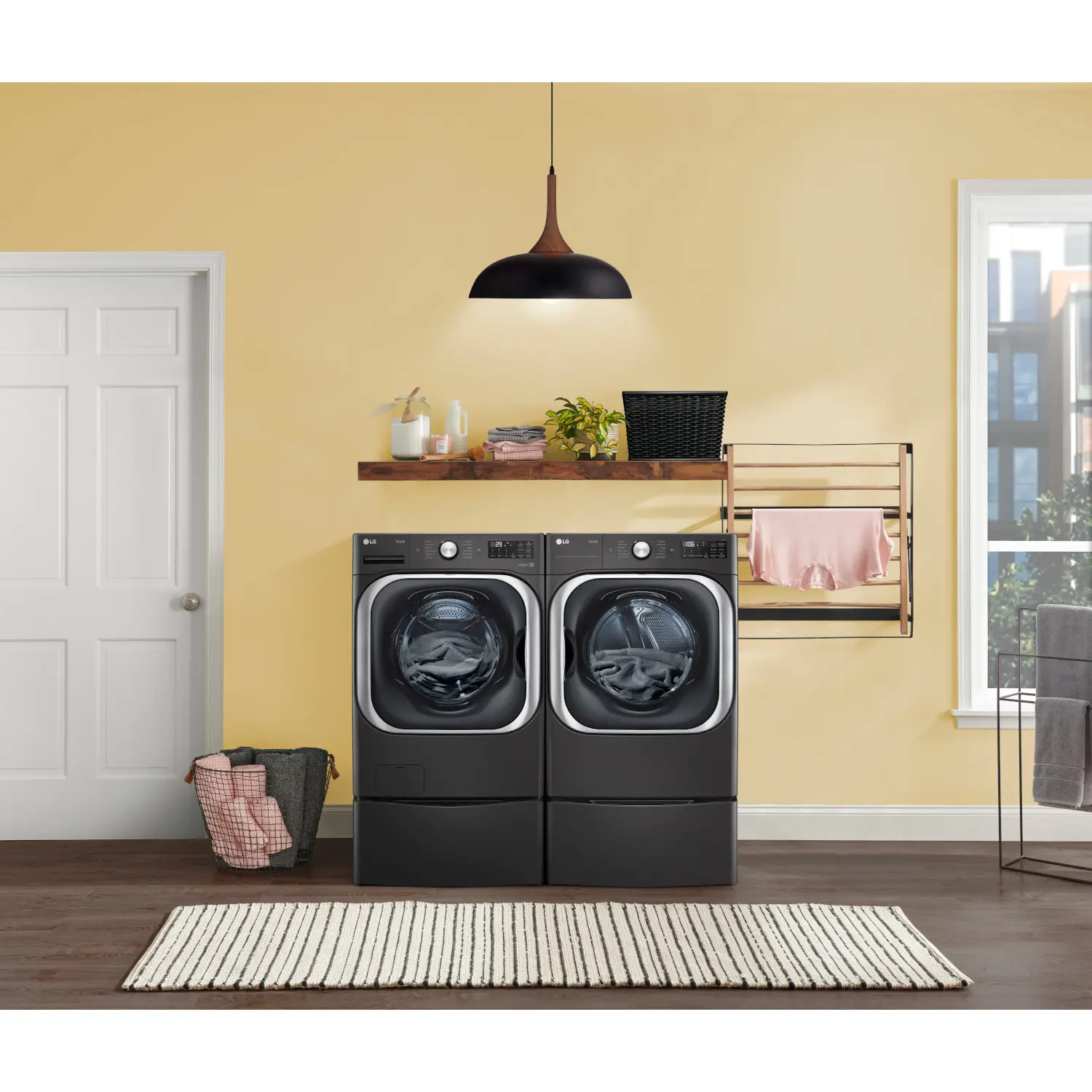 DLEX8900B LG 9 cu ft Electric Dryer - Black Steel 8900B-2