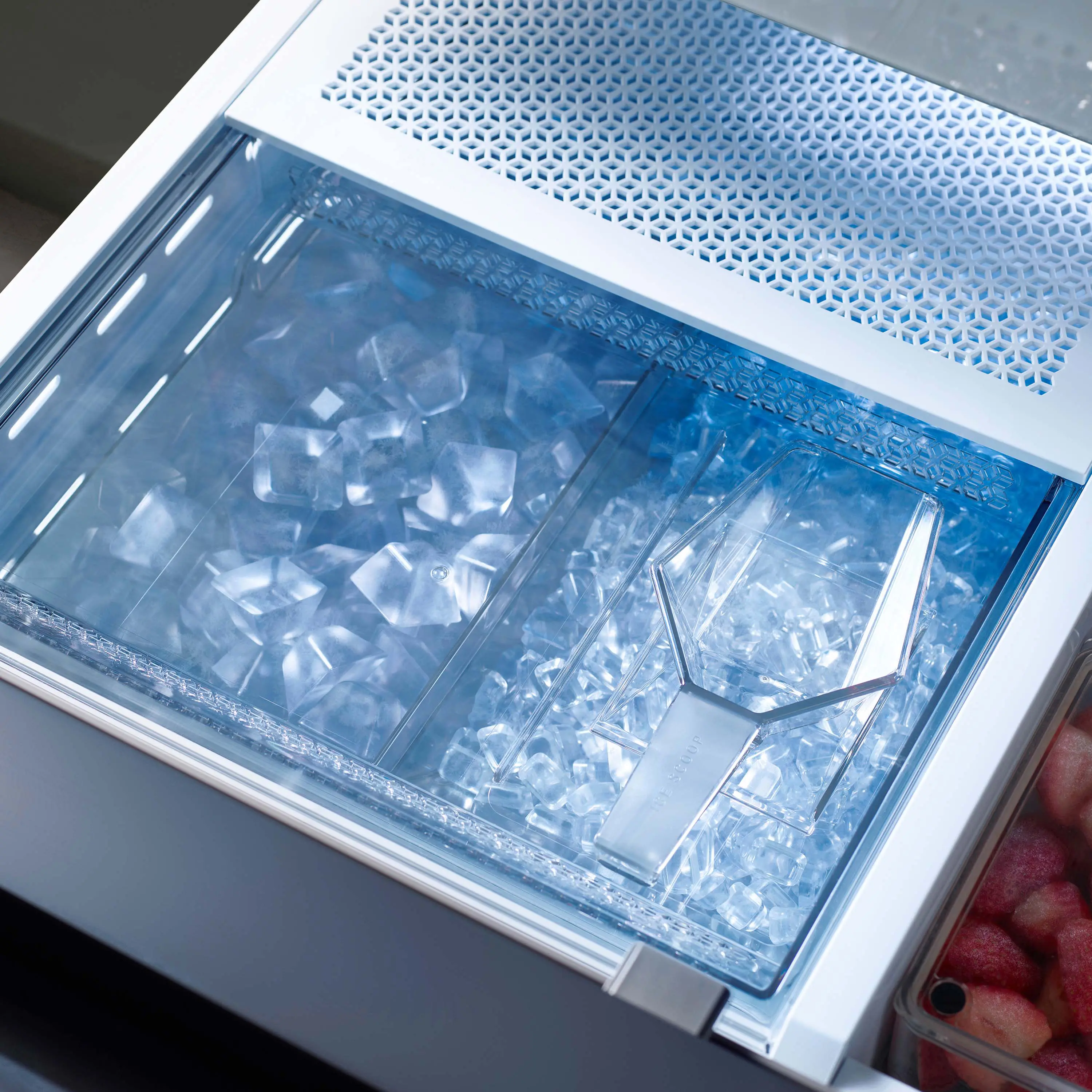 RF23BB8600AP Samsung Bespoke 23 cu ft 4 door French Door Refrigerator - Counter Depth Panel Ready-11