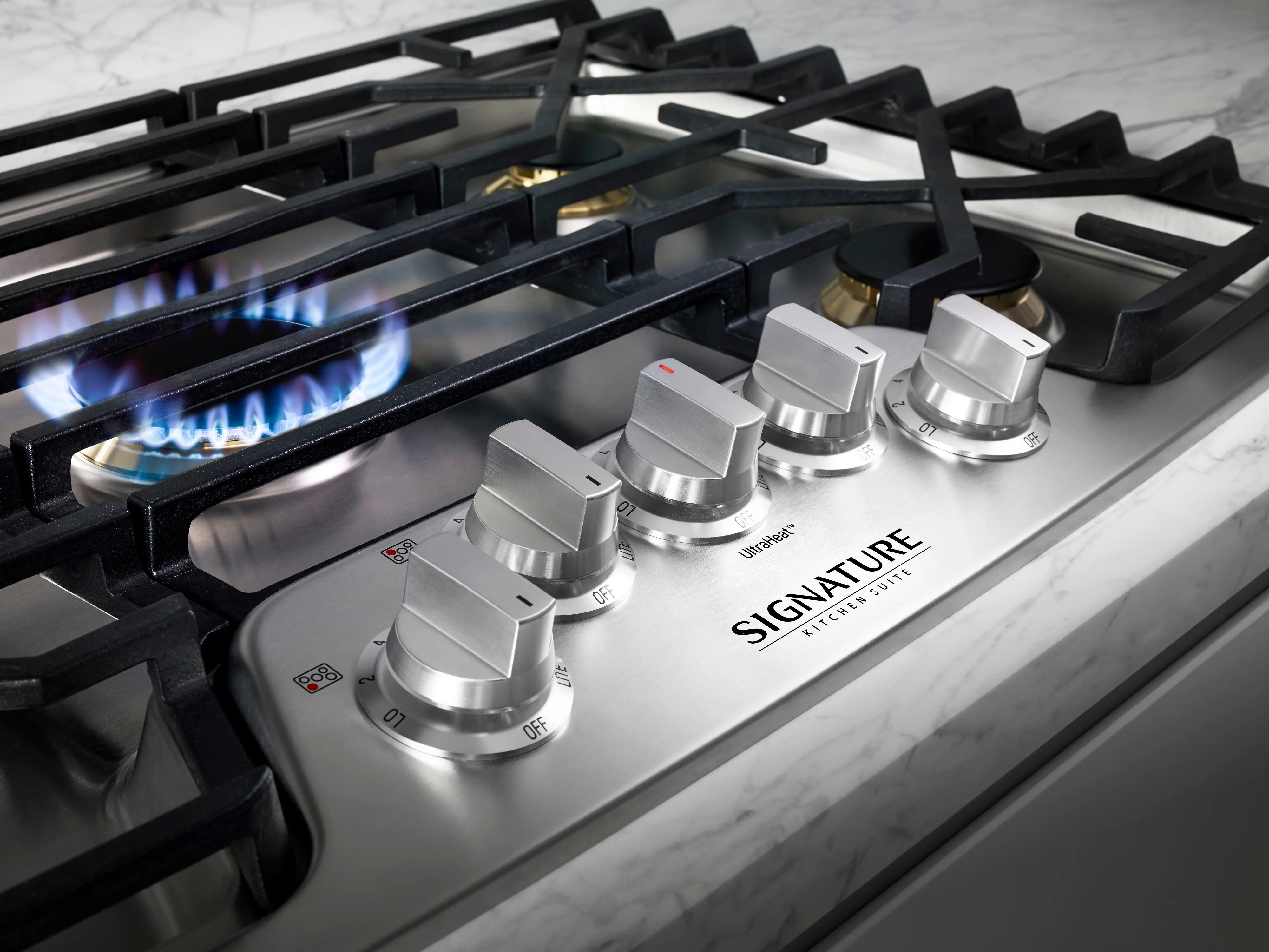 LG Signature Kitchen Suite 30 Inch Gas Cooktop - Stainless Steel-3