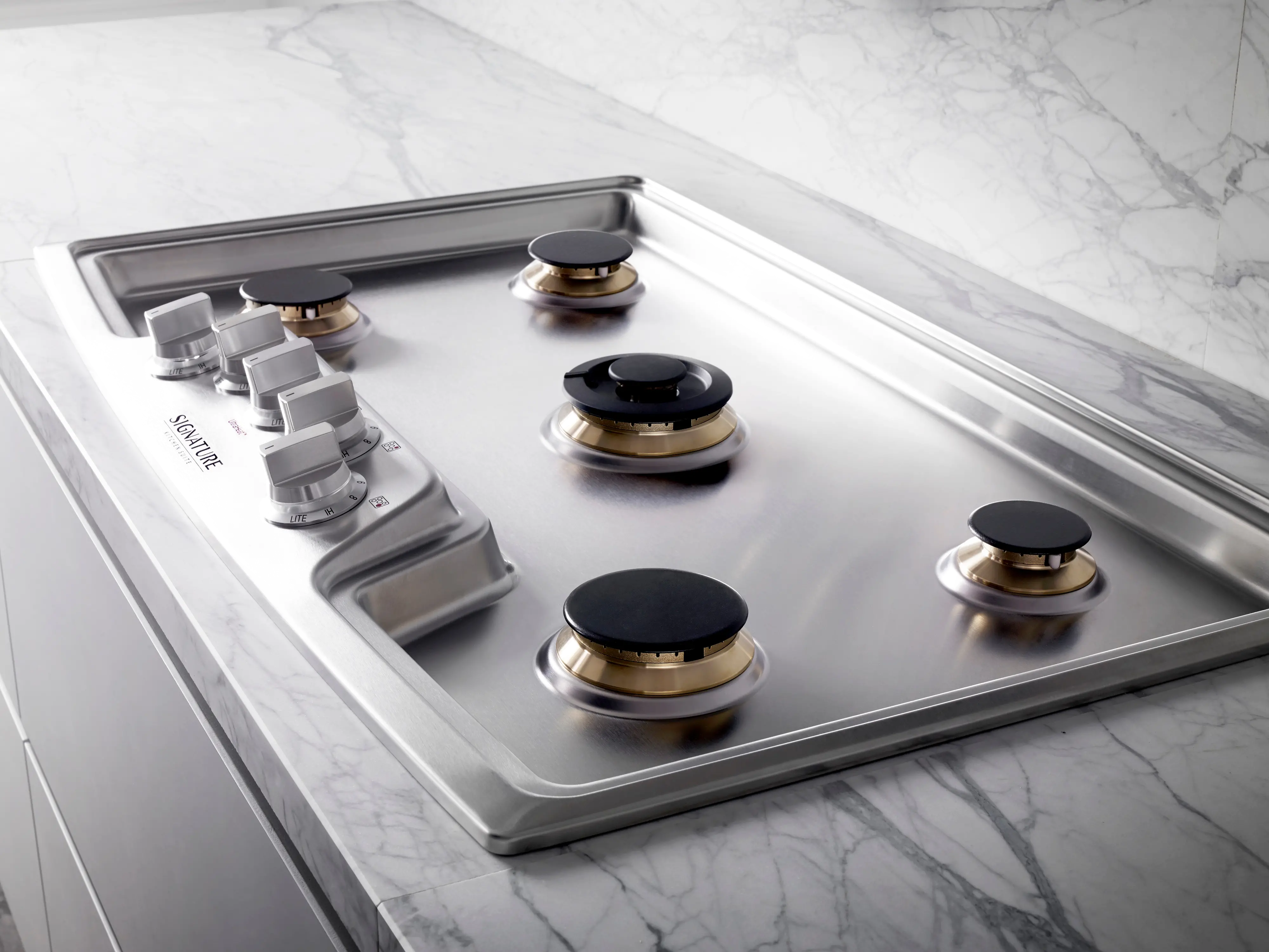LG Signature Kitchen Suite 30 Inch Gas Cooktop - Stainless Steel-4