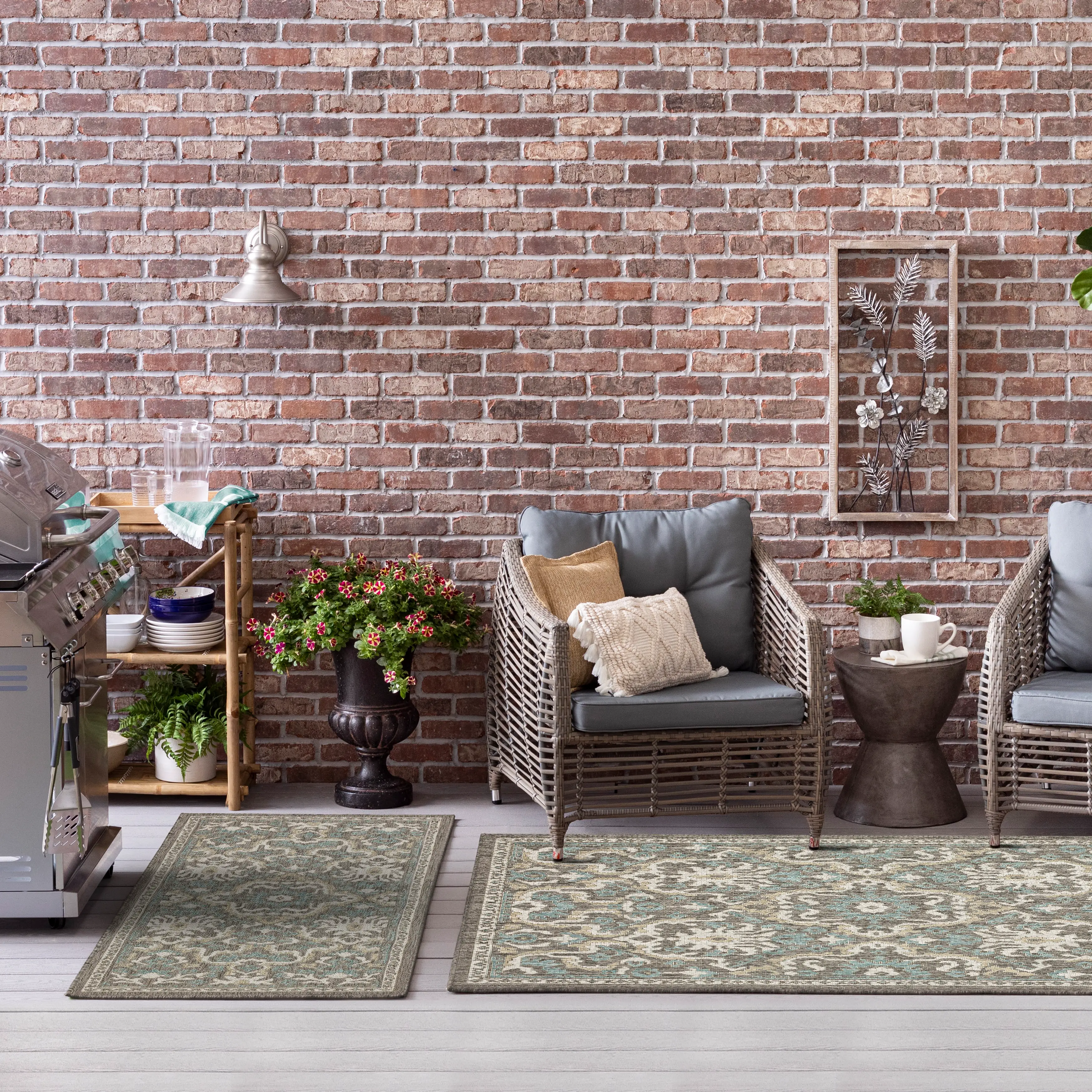 92311-E422/5.3X7.6 Mohawk Outdoor Home 5 x 8 Oushak Platinum Aqua Indoor-Outdoor Rug-2