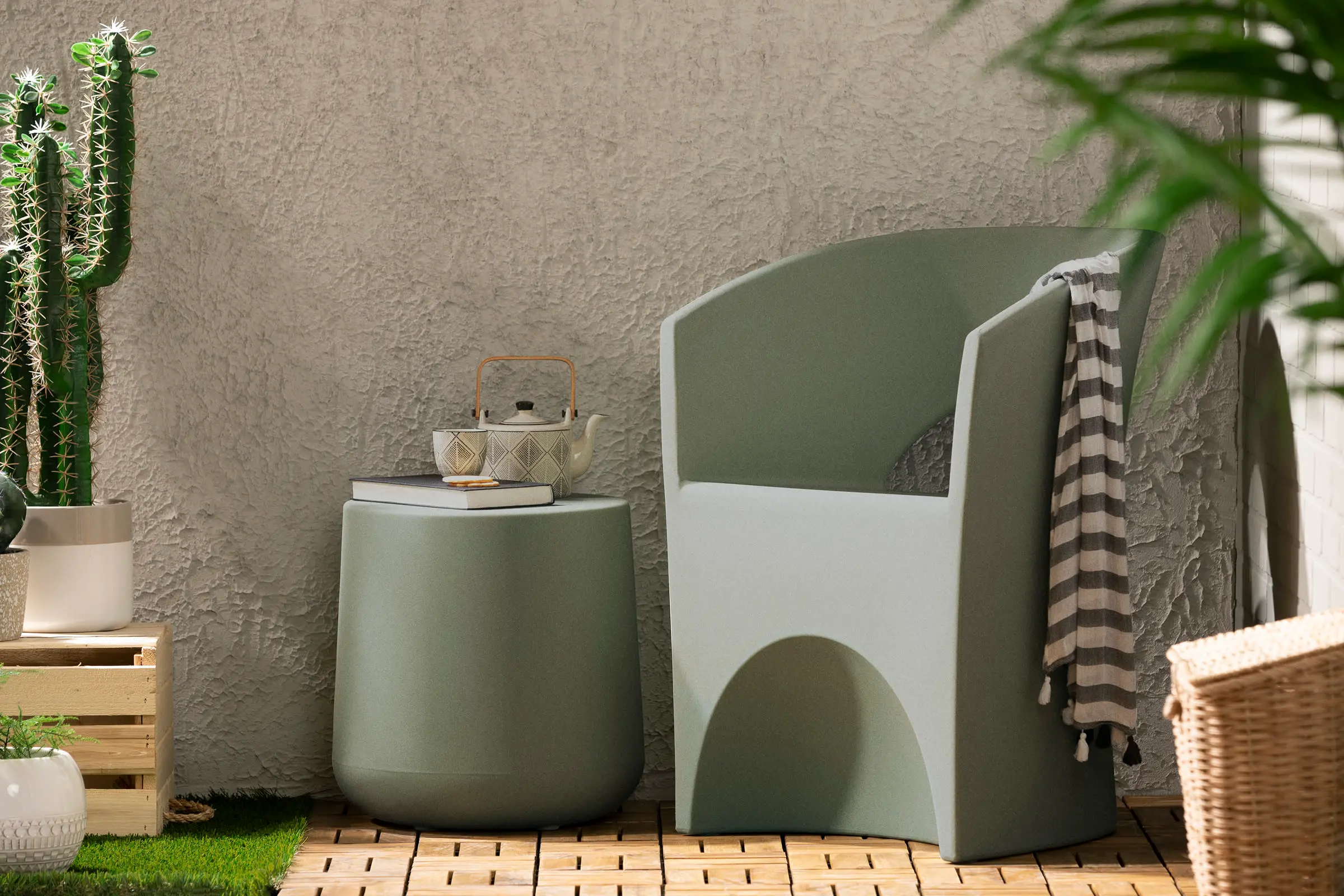 13797 Dalya Sage Green Round Outdoor Side Table - South Shore-3