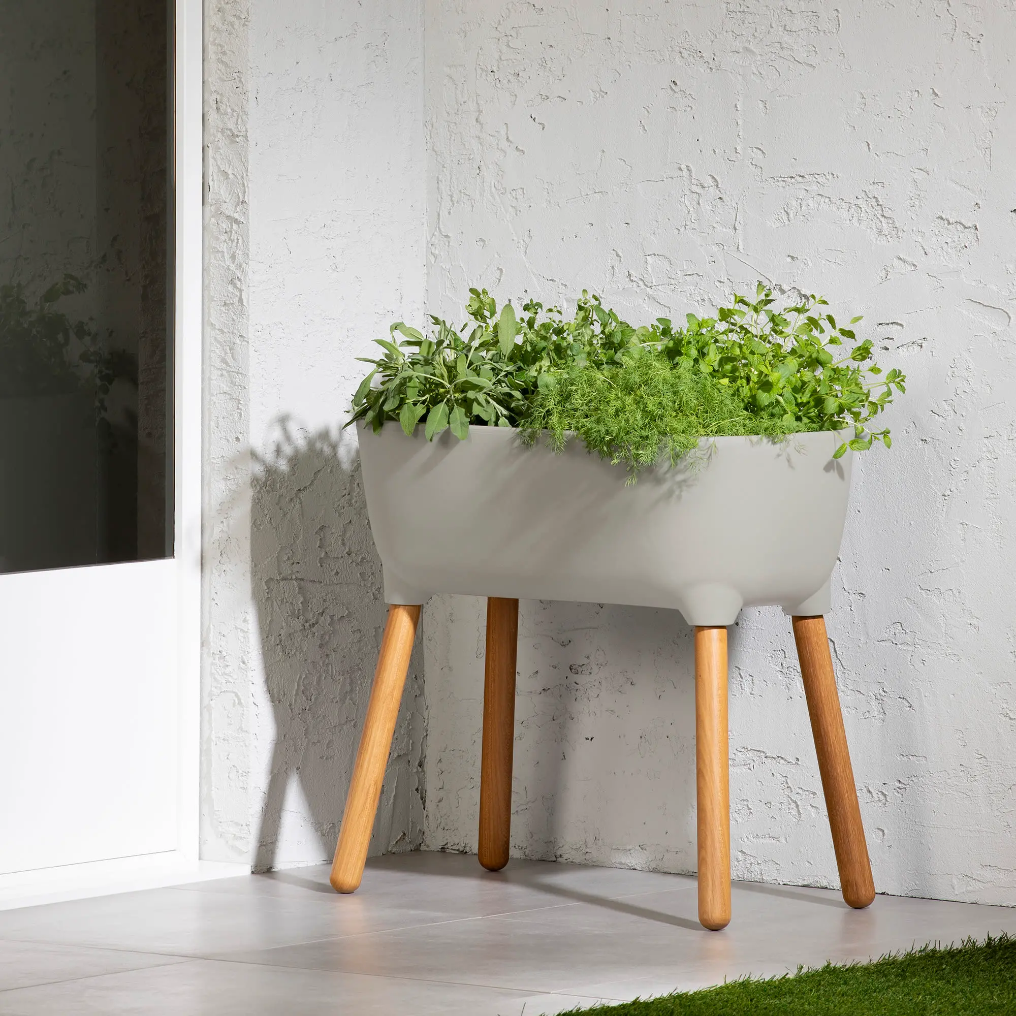 14244 Dalya Greige Raised Planter - South Shore-2
